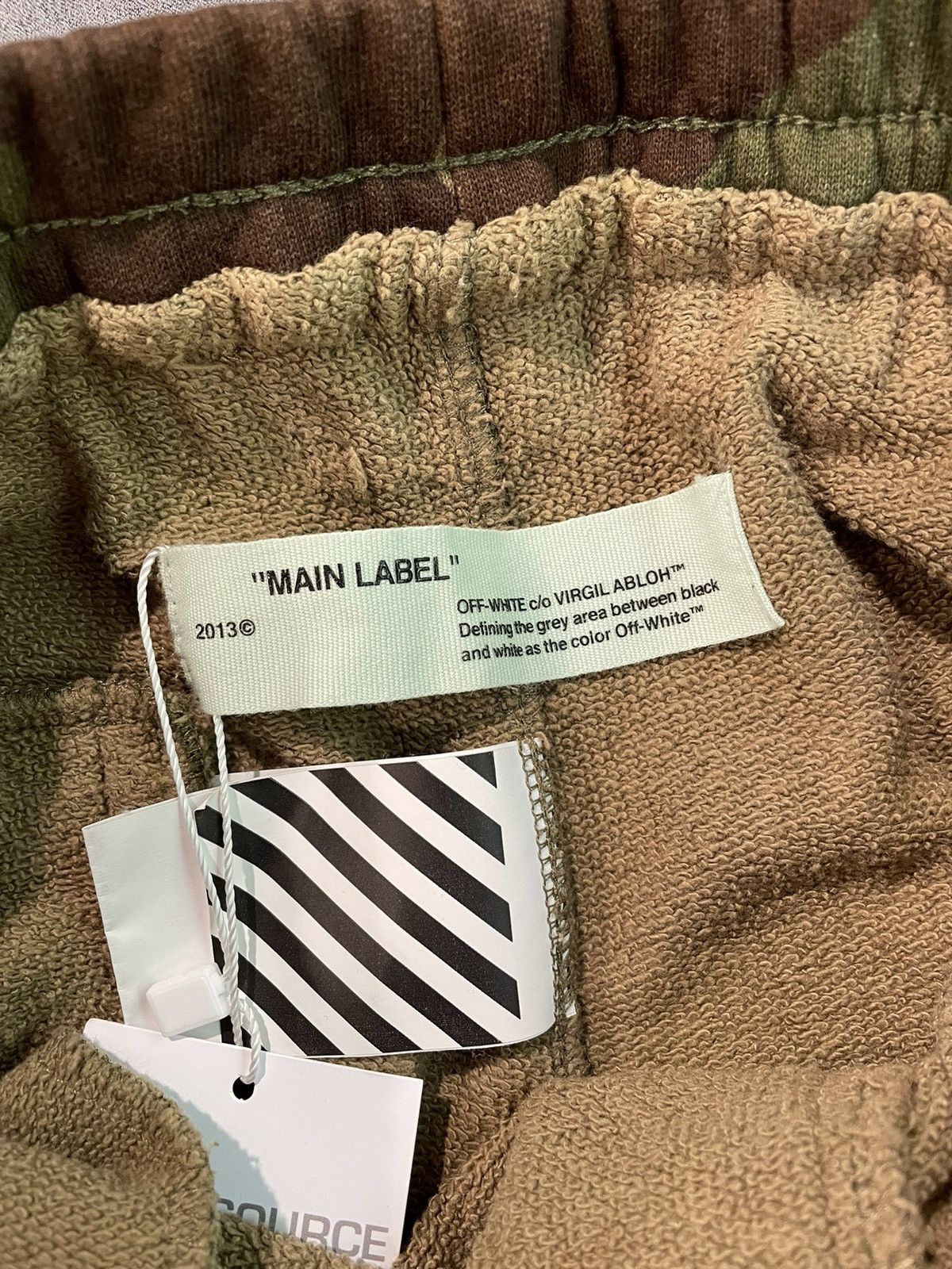 Off-White Off-White Seeing Things Camo Sweatpants Size US 30 / EU 46 - 9 Thumbnail