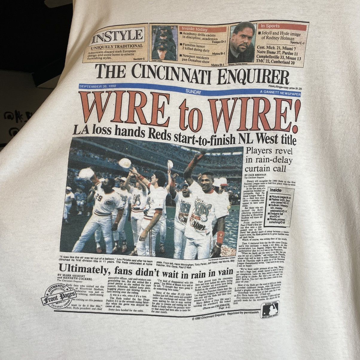 MLB Vintage cincinnati mlb wire to wire! newspaper 1990 t shirts Size US XL / EU 56 / 4 - 5 Thumbnail