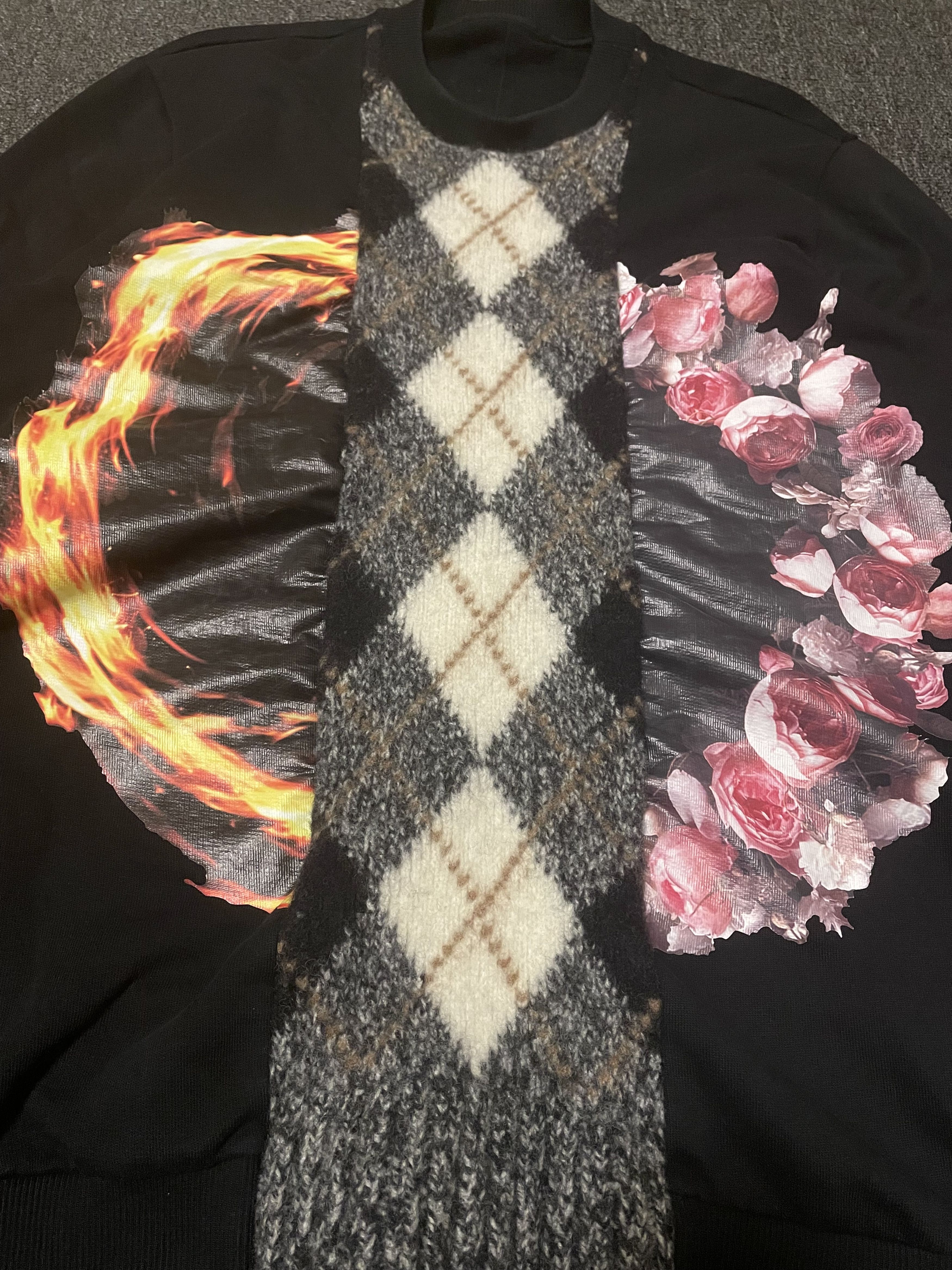 Givenchy Givenchy sweater patchwork sweatshirt size M Size US M / EU 48-50 / 2 - 3 Thumbnail