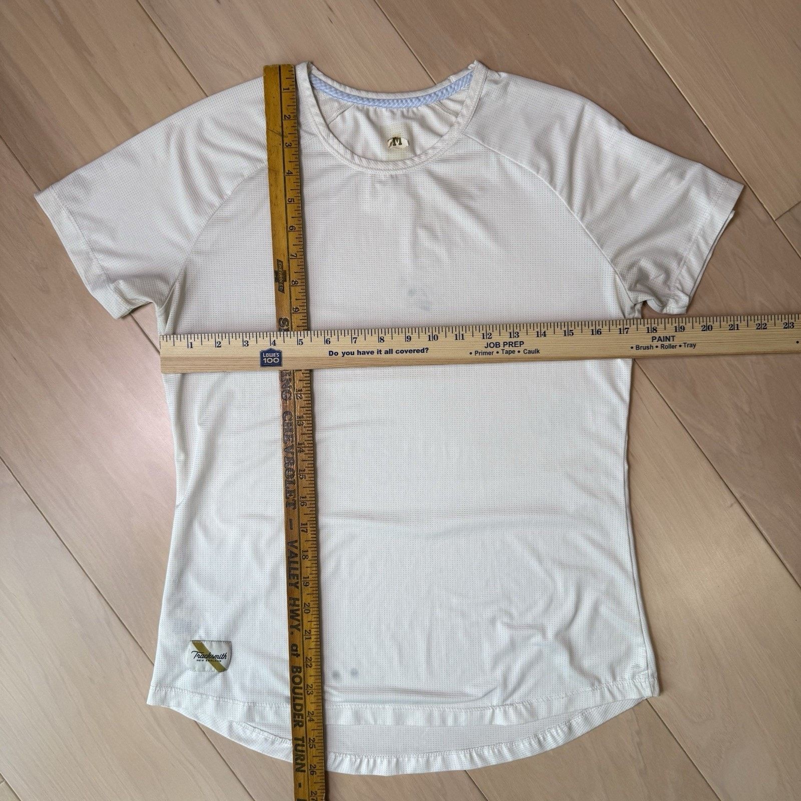 Tracksmith New England Tracksmith Shirt Women's Medium Ivory Short Sleeve Running Size M / US 6-8 / IT 42-44 - 2 Thumbnail