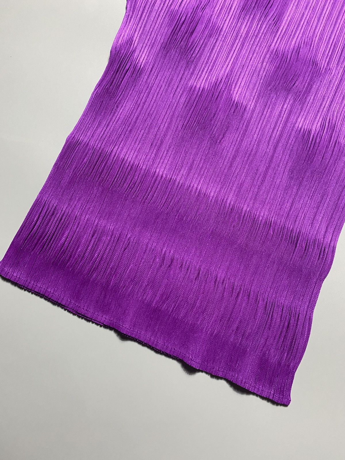 Pleats Please Issey Miyake PLEATS PLEASE STAR EMBOSSED TURTLE NECK Size M / US 6-8 / IT 42-44 - 3 Thumbnail