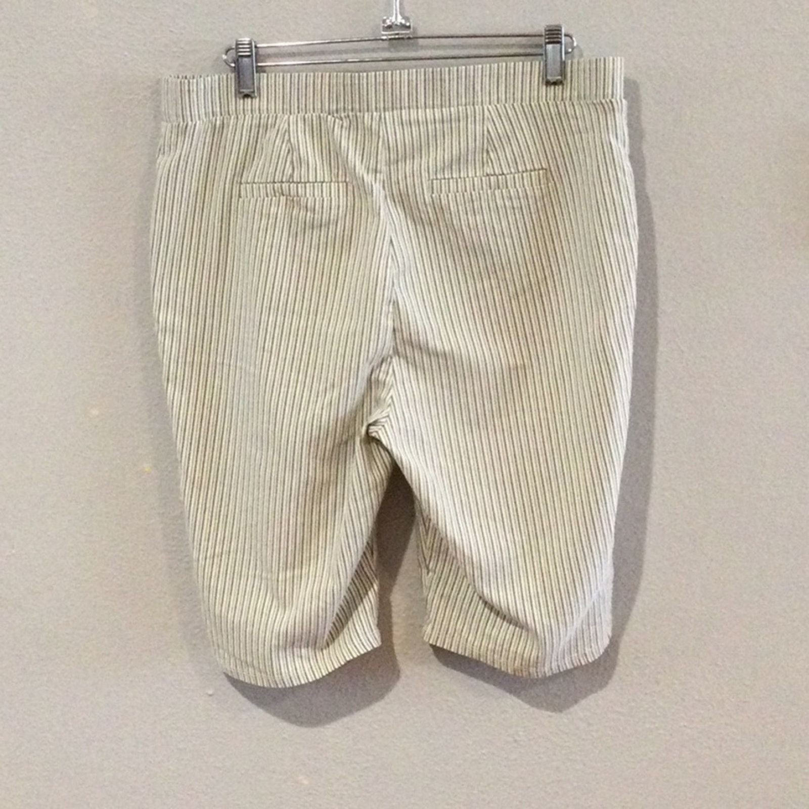 Other 89th & Madison Striped Zipper Pockets Bermuda Shorts Size L Size 32" / US 10 / IT 46 - 4 Thumbnail
