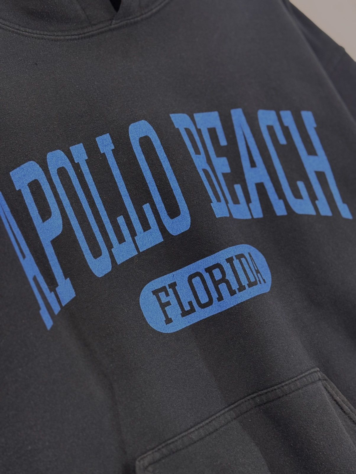 Apollo 🔥 Heavy Blend Sweatshirt Apollo Beach Florida Big Spellout Size US M / EU 48-50 / 2 - 5 Thumbnail