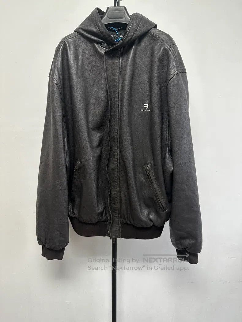 Balenciaga Balenciaga Front Printed Hooded Jacket Size US S / EU 44-46 / 1 - 1 Thumbnail