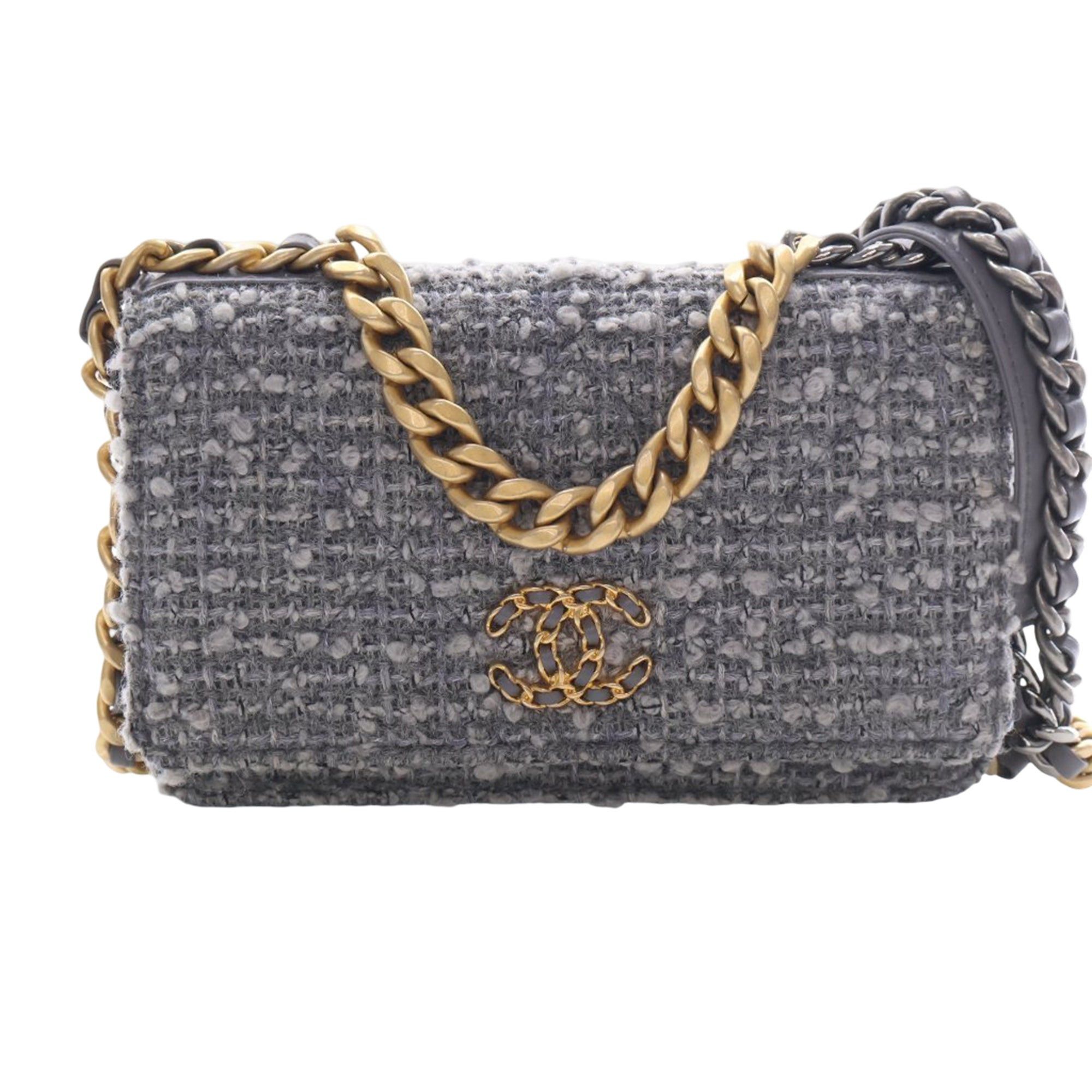 Chanel Tweed 19 Wallet On Chain Size ONE SIZE - 1 Thumbnail