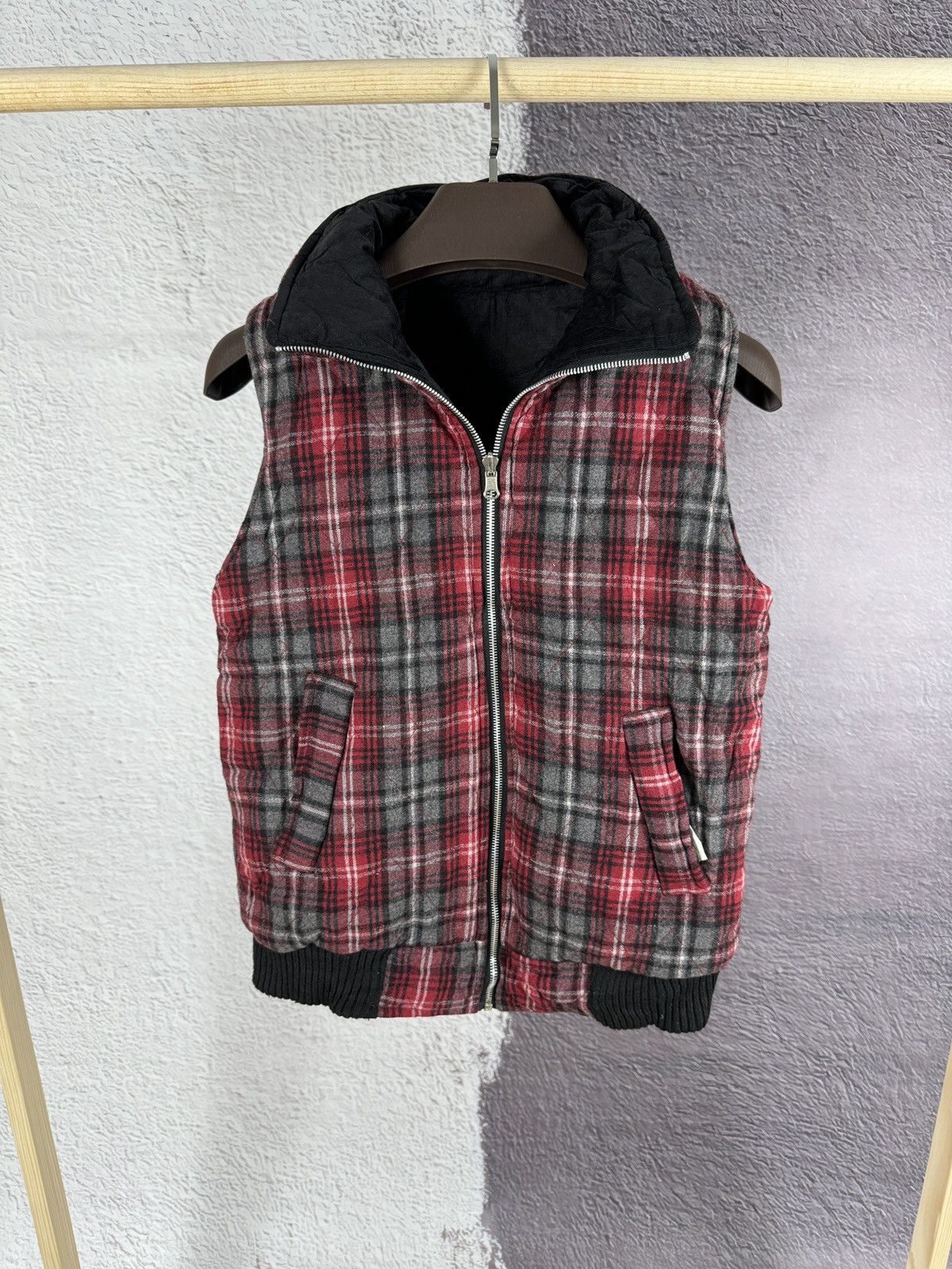 Untitled Artworks Artworks Insight Co. Ltd Japan reversible check velvet vest Size US M / EU 48-50 / 2 - 1 Thumbnail