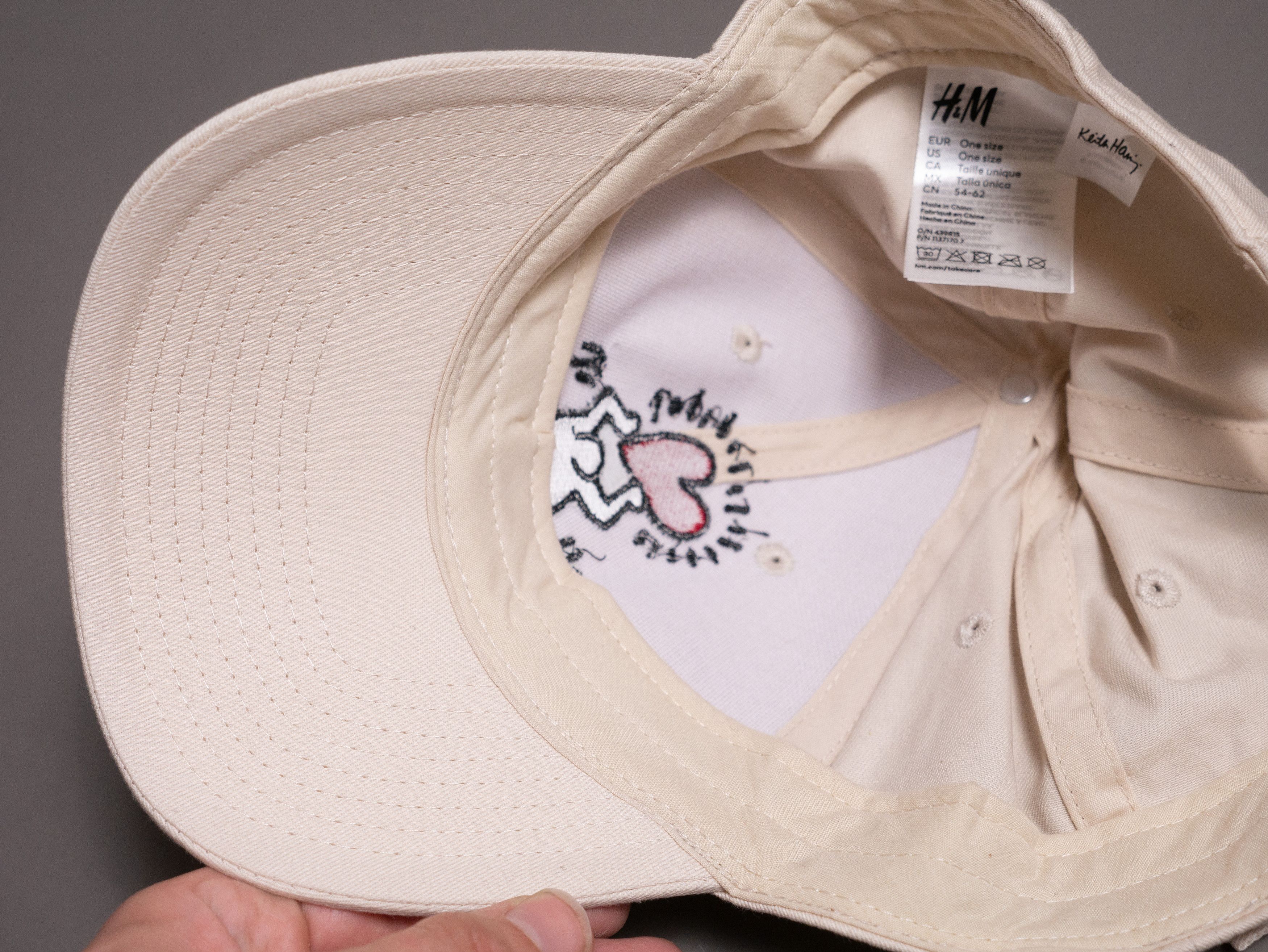 H&M × Keith Haring H&M x Keith Haring Cap Hat Size ONE SIZE - 4 Thumbnail