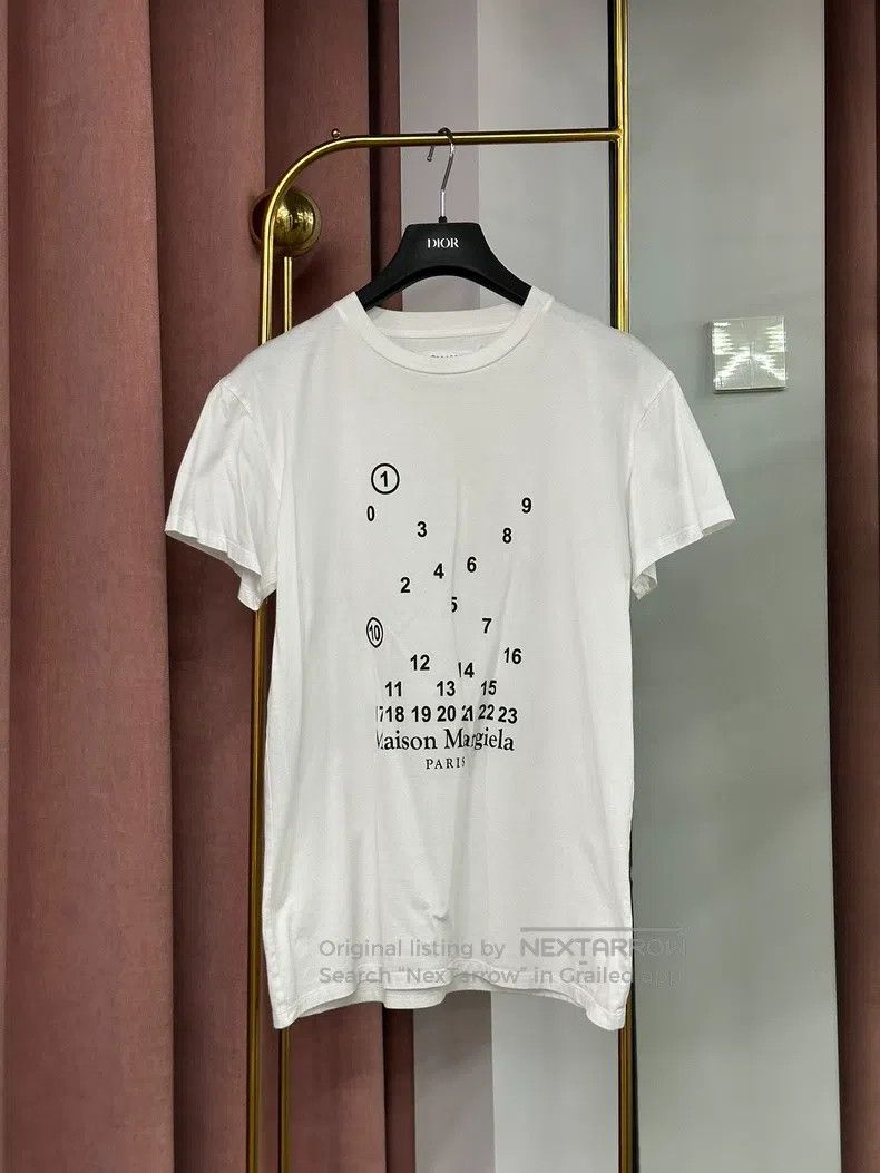 Maison Margiela Maison Margiela Mm6 white alphanumeric short sleeves Size S / US 4 / IT 40 - 1 Thumbnail