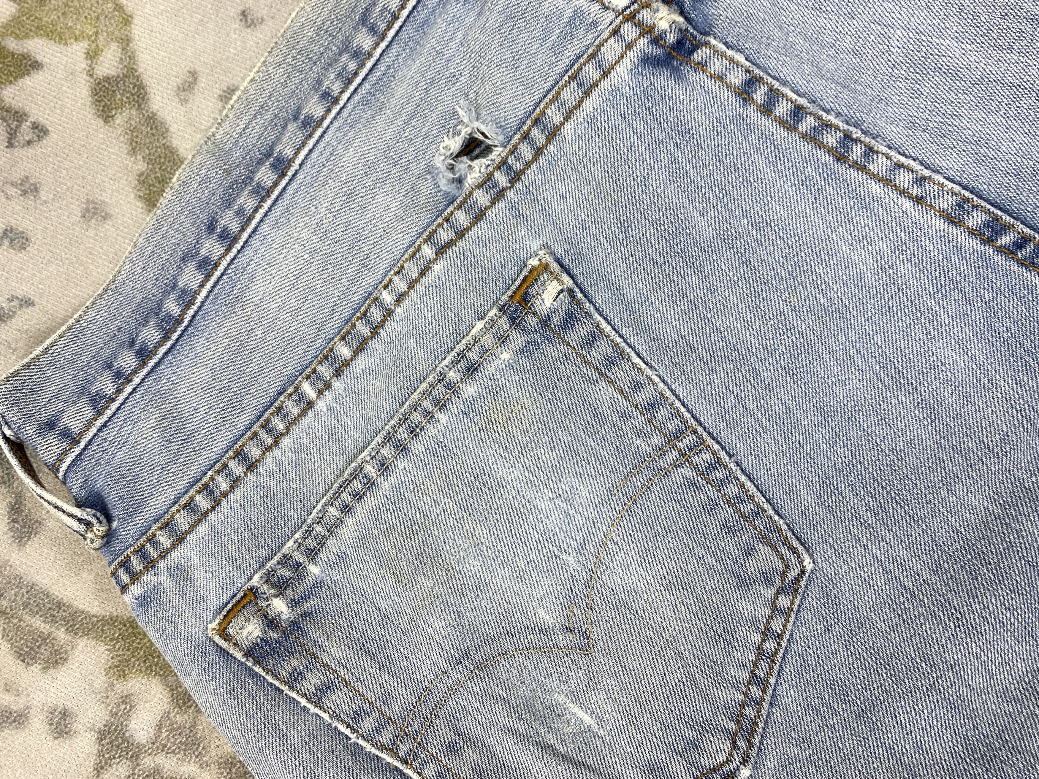 Levi's Light Blue Wash Vintage Levi's 569 39x31.5 Denim -JN1968 Size US 39 - 14 Thumbnail