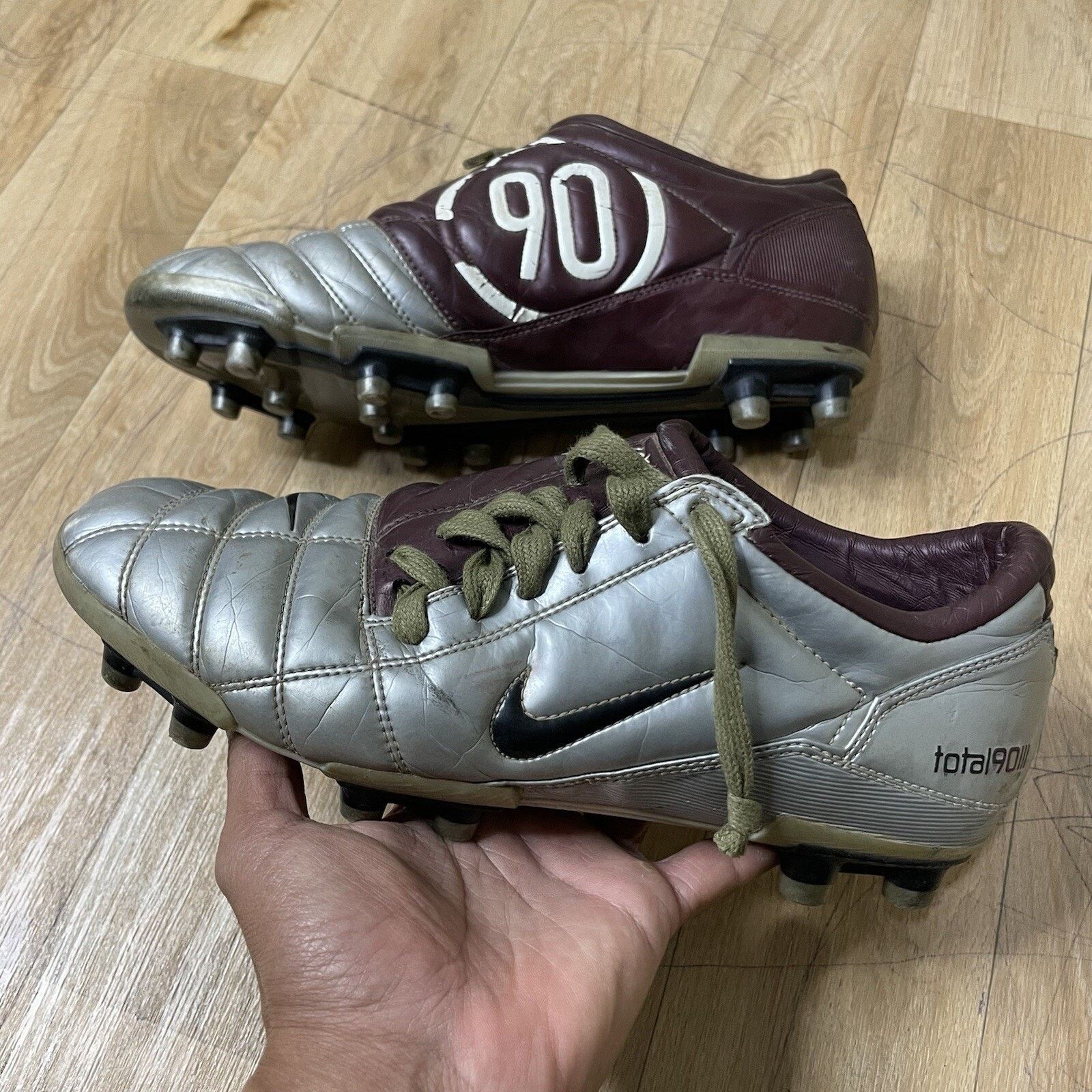 Nike vintage Nike Total 90 III Soccer Cleats 2004 football boots Size US 10 / EU 43 - 2 Thumbnail