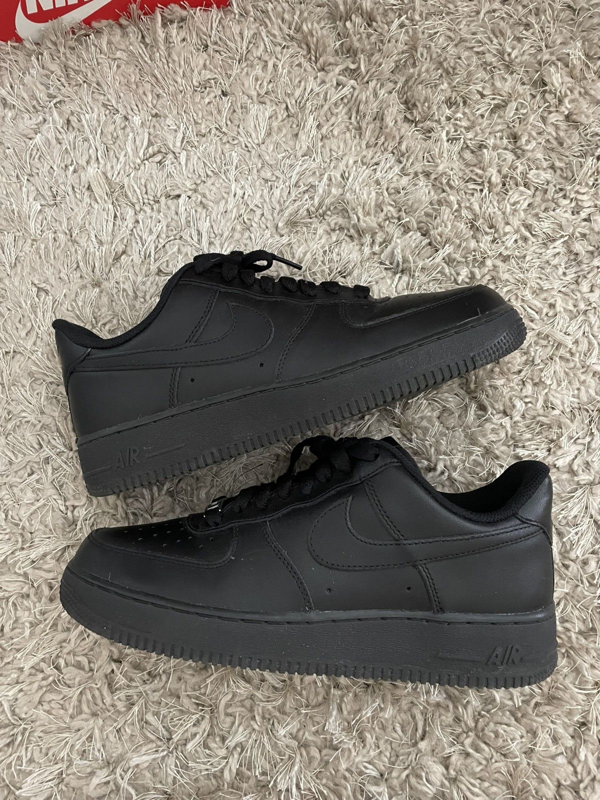 Nike Nike Air Force 1 Black Size US 8.5 / EU 41-42 - 2 Thumbnail