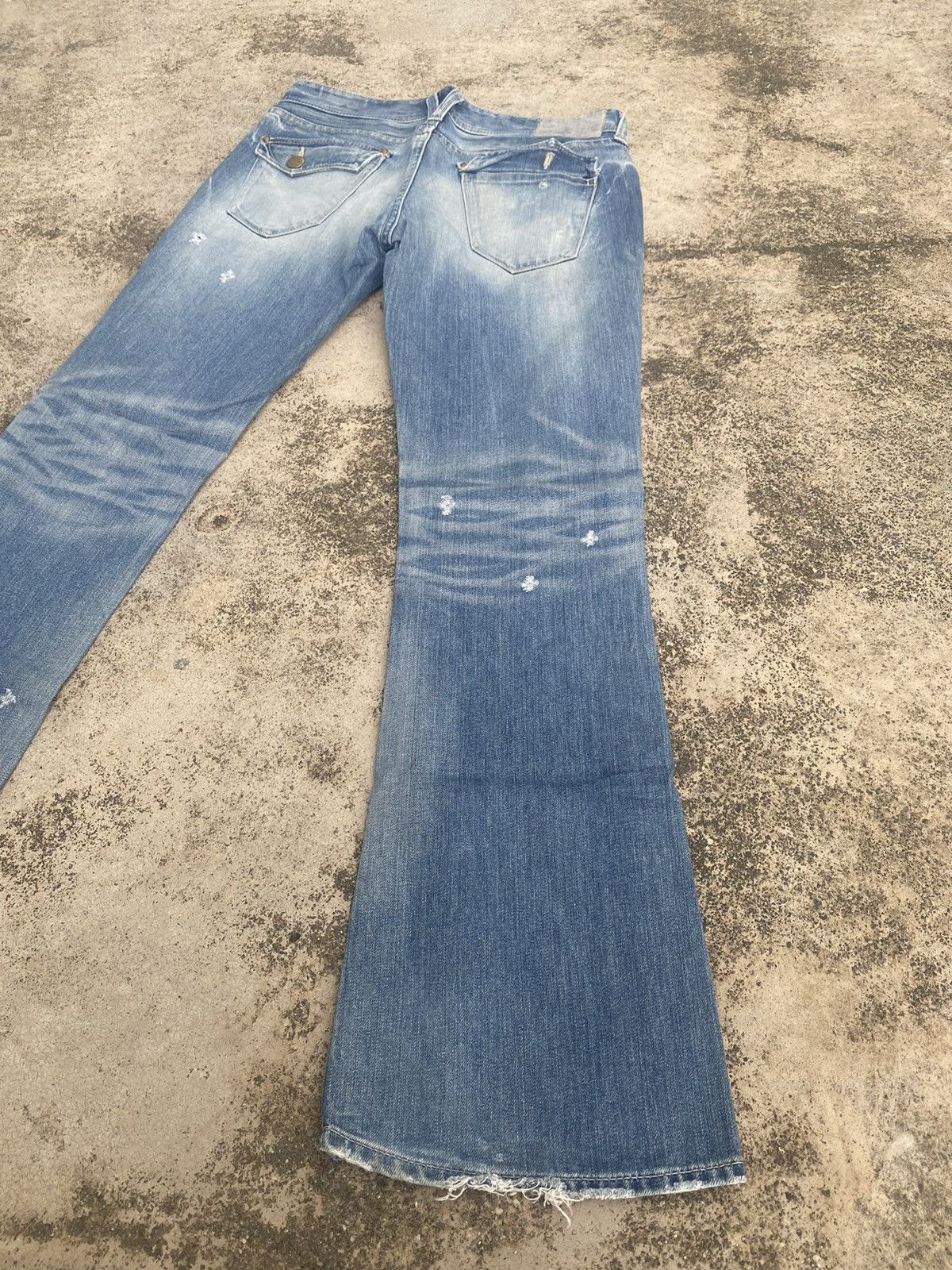 If Six Was Nine × Japanese Brand × Vanquish Flare Jeans Vanquish Faded Distressed Size US 33 - 15 Thumbnail