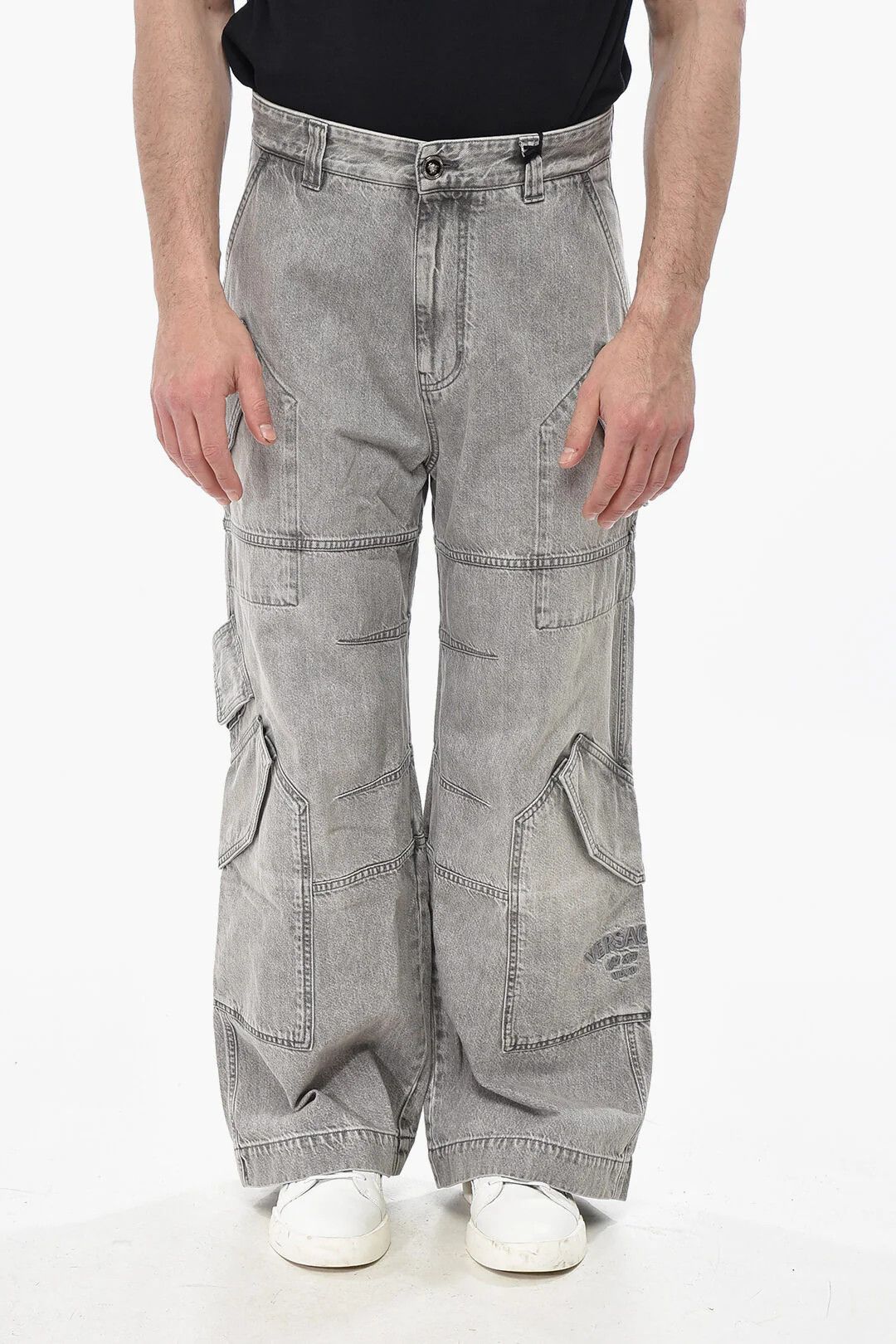 Versace og1mm0426 Straight-Leg Cargo Jeans in Grey Size US 31 - 1 Thumbnail