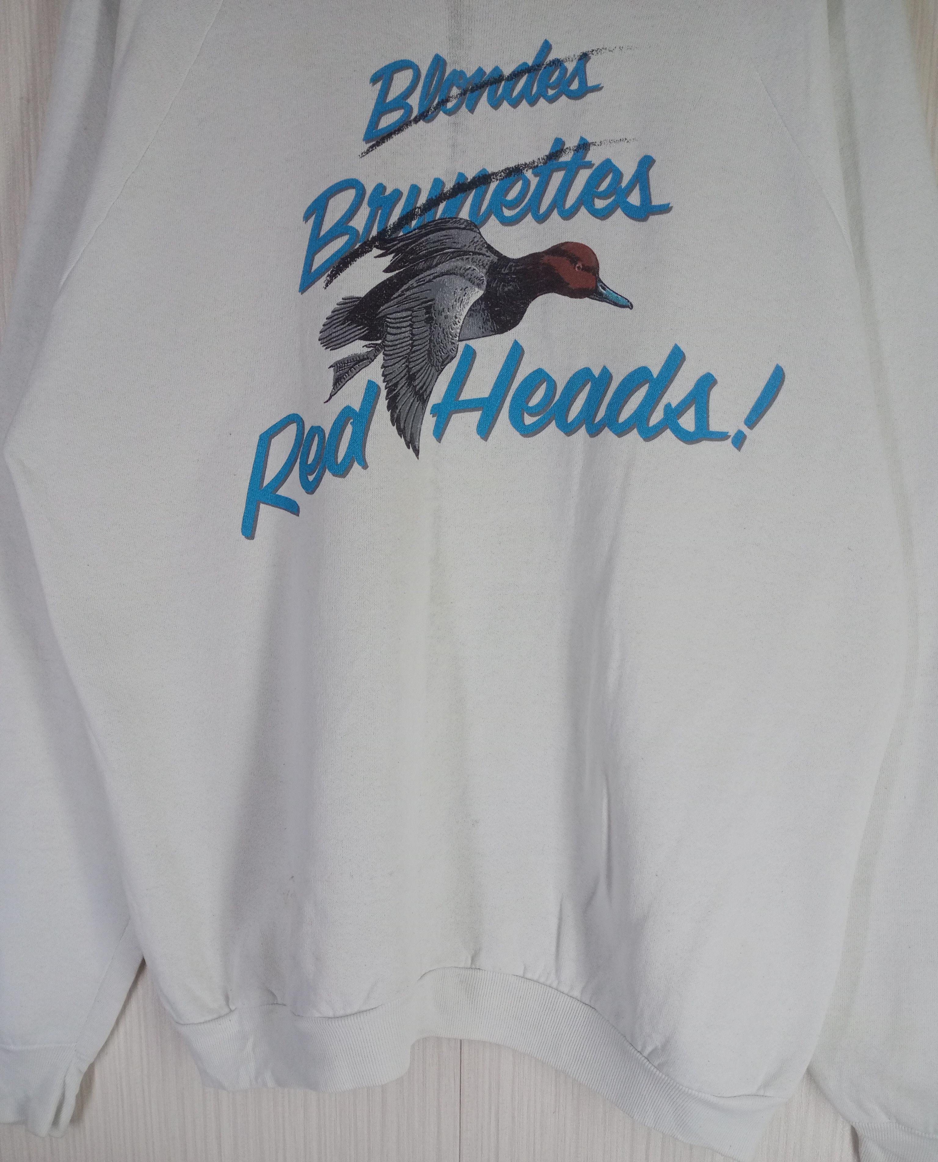 Vintage Rare Vintage Blondes Brunettes Red Heads Sweatshirt Size US L / EU 52-54 / 3 - 3 Thumbnail