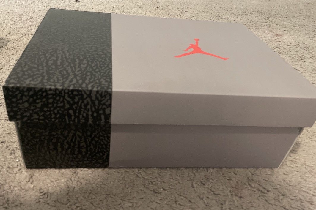 Jordan Brand Cement grey 3s Size US 8.5 / EU 41-42 - 8 Thumbnail