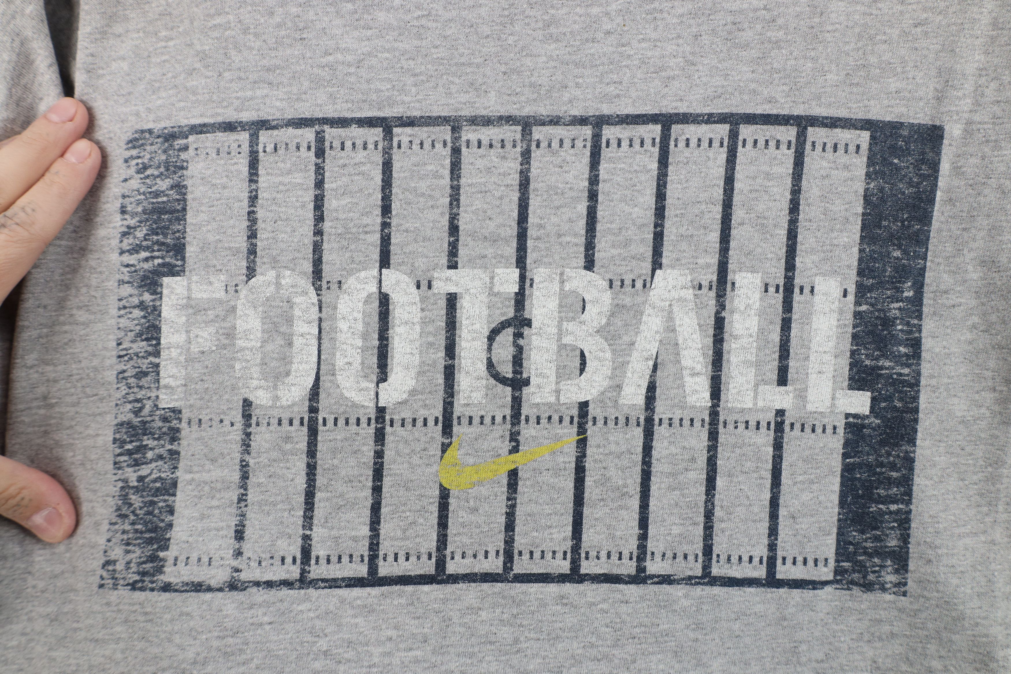Nike Vintage Y2K Nike Scott Center Swoosh Football T-Shirt Gray Size US XXL / EU 58 / 5 - 4 Thumbnail