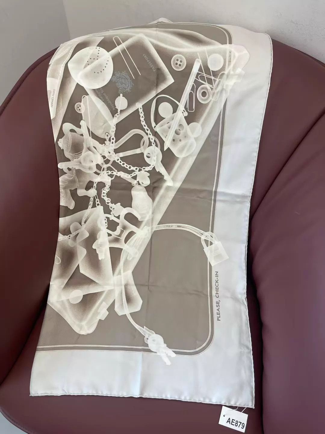 Hermes Hermès Tresors 90x90 Scarf Like New AE879 Size ONE SIZE - 4 Thumbnail