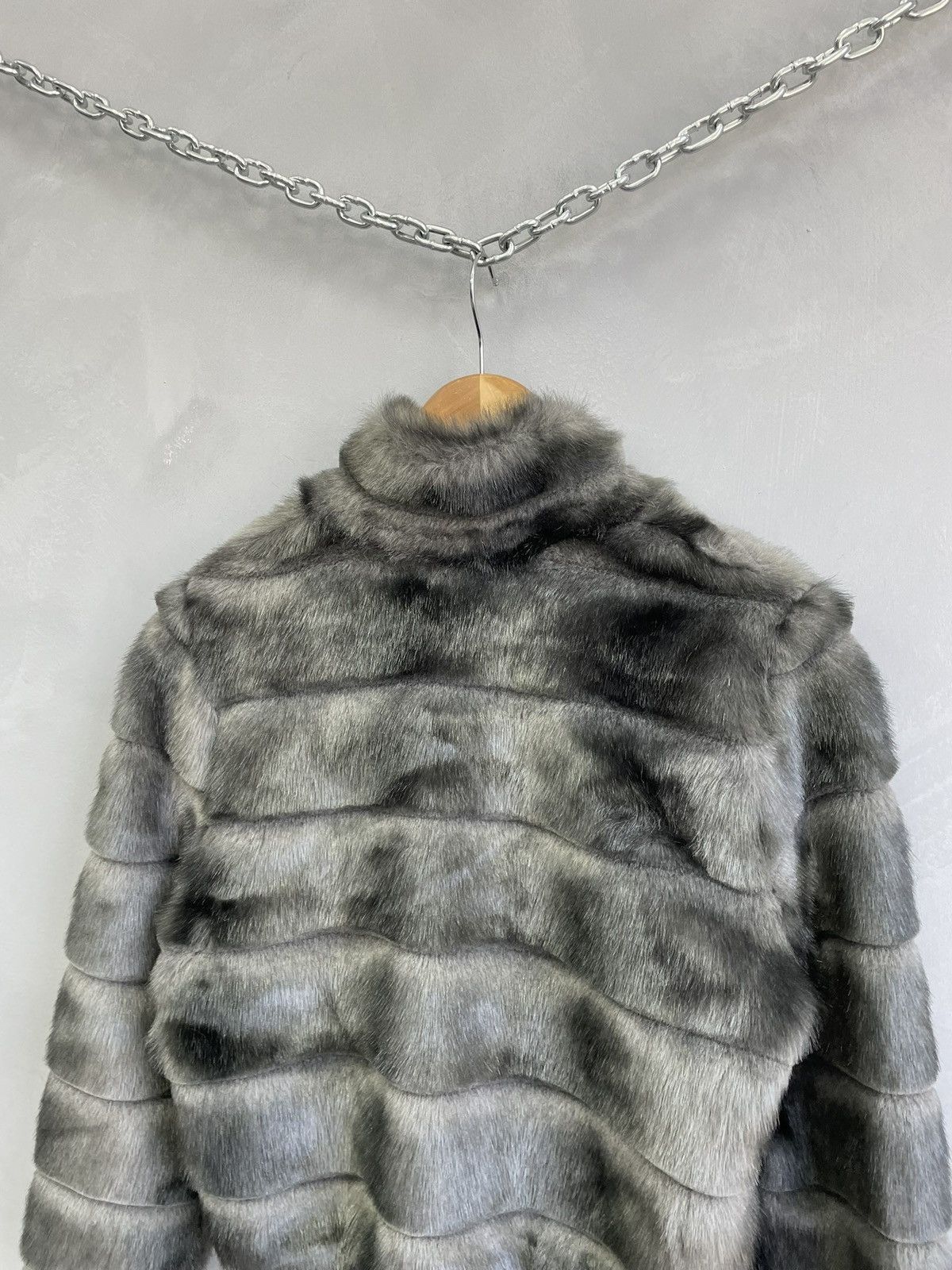 Divided Fur fuzzy bomber jacket hystericglamour style hype y2k Size S / US 4 / IT 40 - 21 Thumbnail