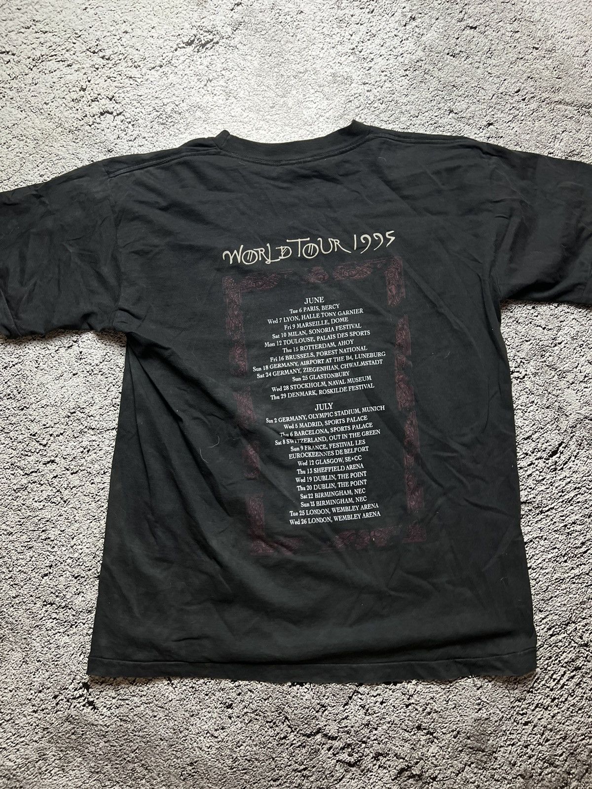 Vintage 1995 Jimmy Page Robert Plant no quarter Led Zeppelin t shirt Size US L / EU 52-54 / 3 - 2 Thumbnail