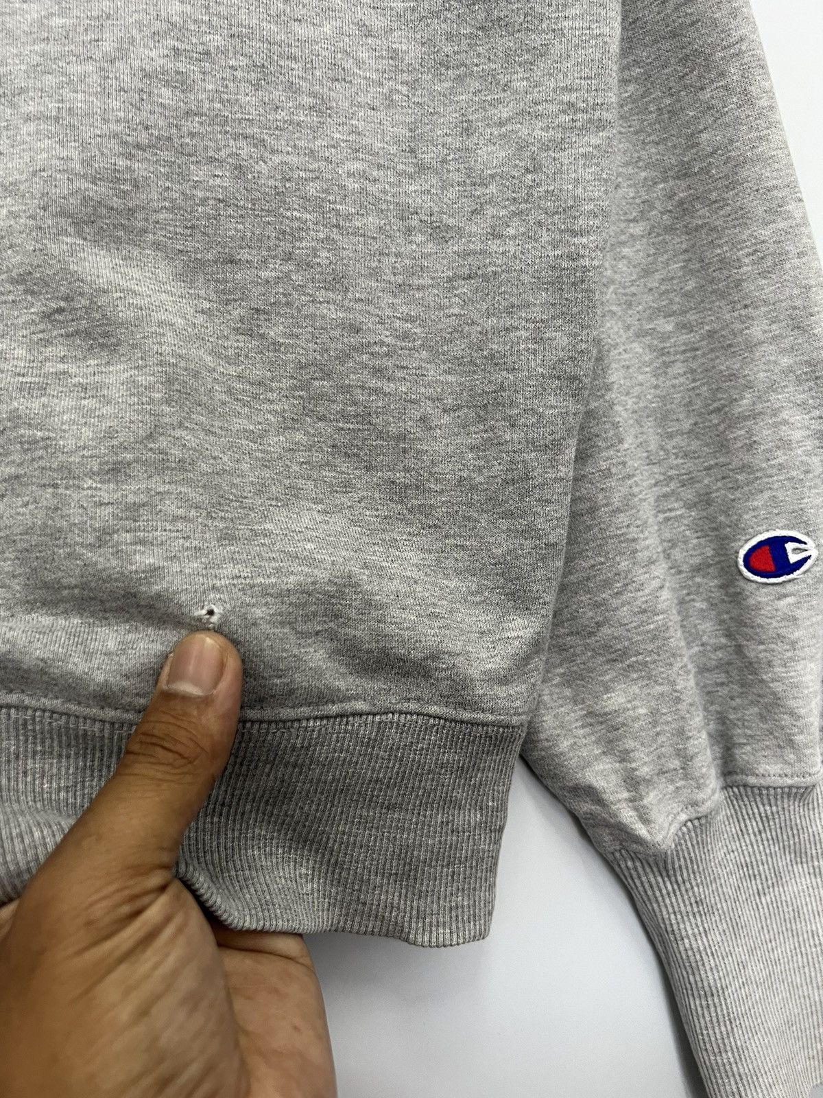 Champion × Vintage 🔥 VINTAGE Y2K CHAMPION HYPE EMBROIDED BIG LOGO SWEARSHIRT Size US XL / EU 56 / 4 - 5 Thumbnail