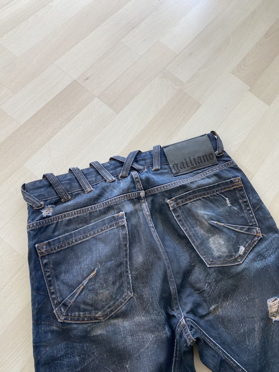 John Galliano John Galliano Distressed Dirt Raw Denim Jeans Size US 31 - 14 Thumbnail