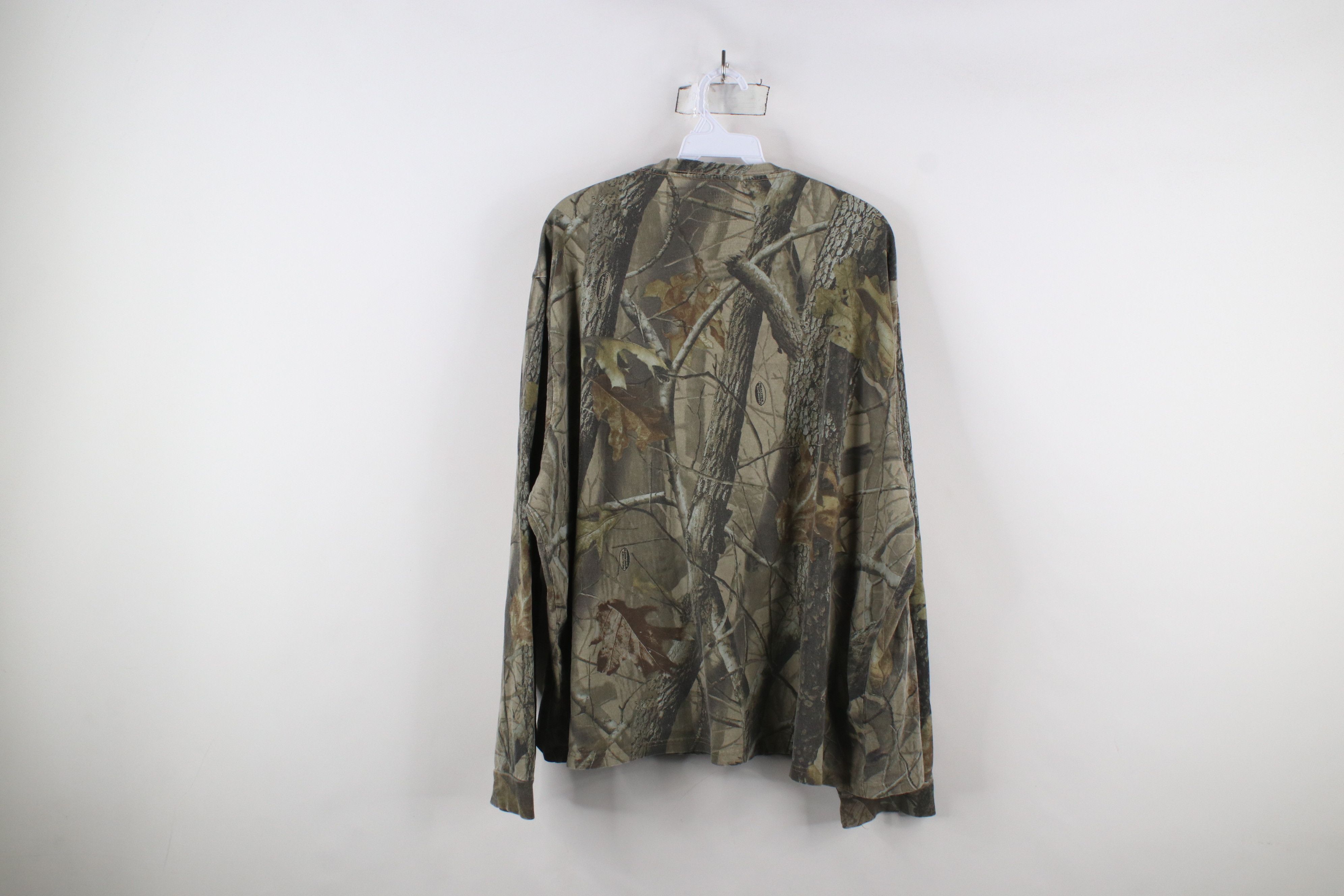 Vintage Vintage Streetwear Realtree Camouflage Long Sleeve T-Shirt Size US XXL / EU 58 / 5 - 10 Thumbnail