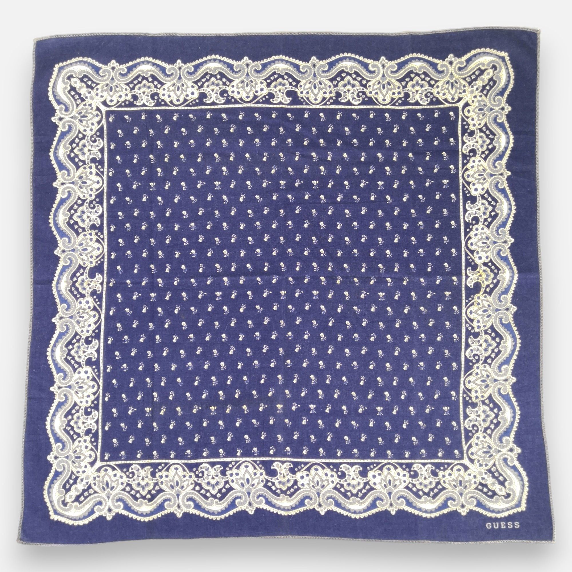 Guess × Vintage Vintage Guess Handkerchief Pocket Square Bandana Size ONE SIZE - 2 Thumbnail