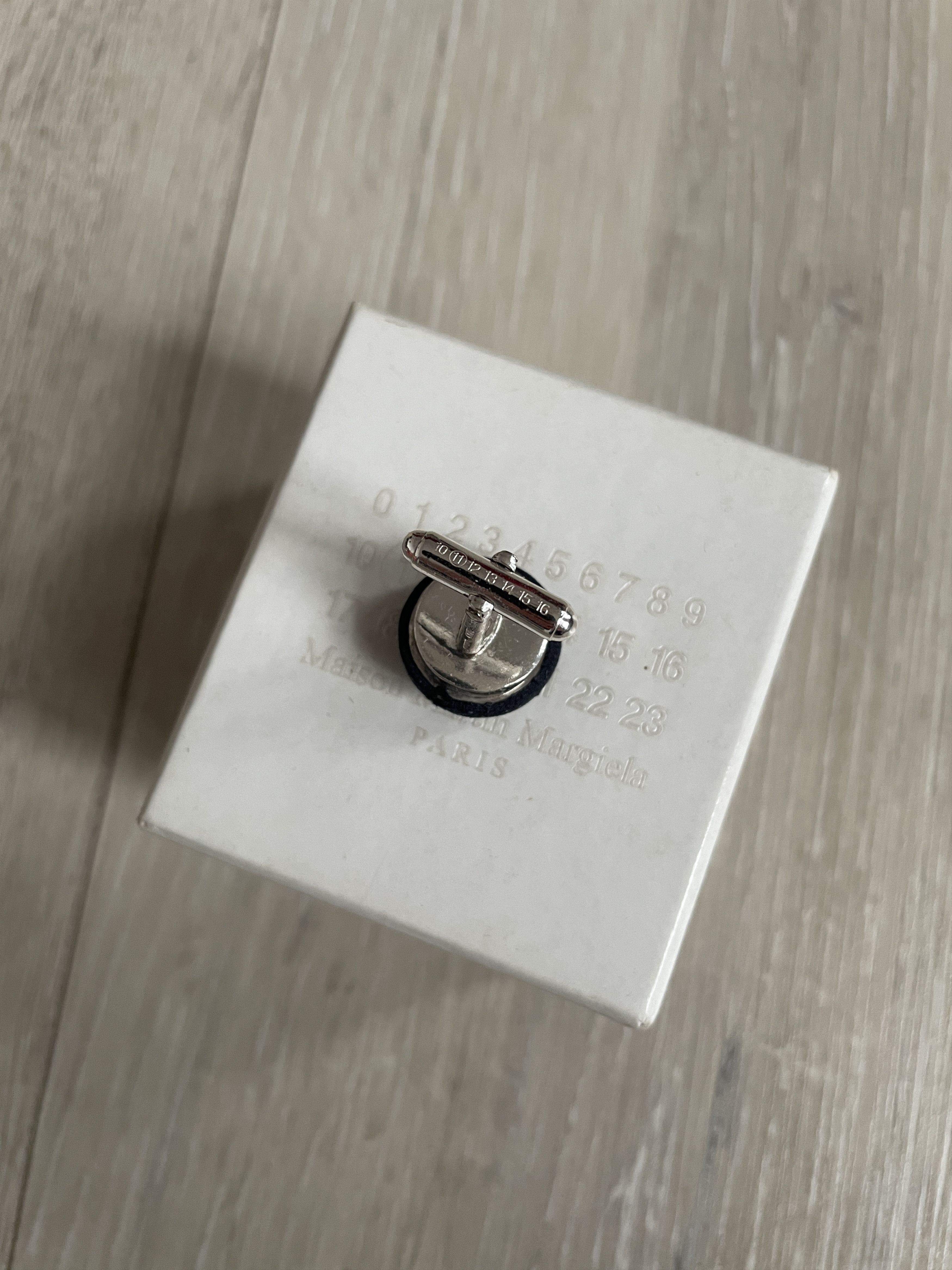 Maison Margiela Martin Margiela AW08 silver cuff links Size ONE SIZE - 8 Thumbnail