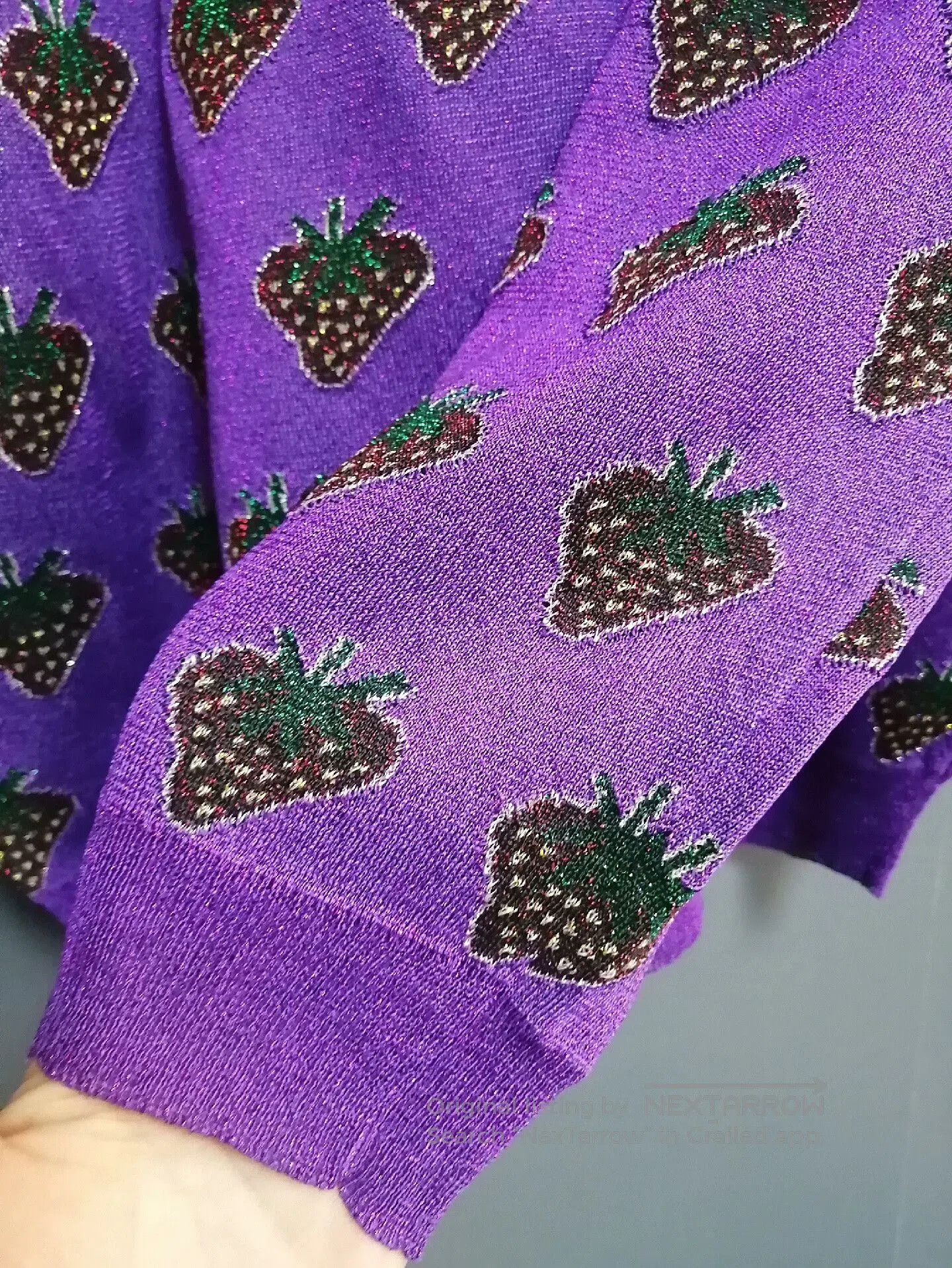 Gucci Gucci Strawberry Purple Knit Sweater. Size M / US 6-8 / IT 42-44 - 4 Thumbnail