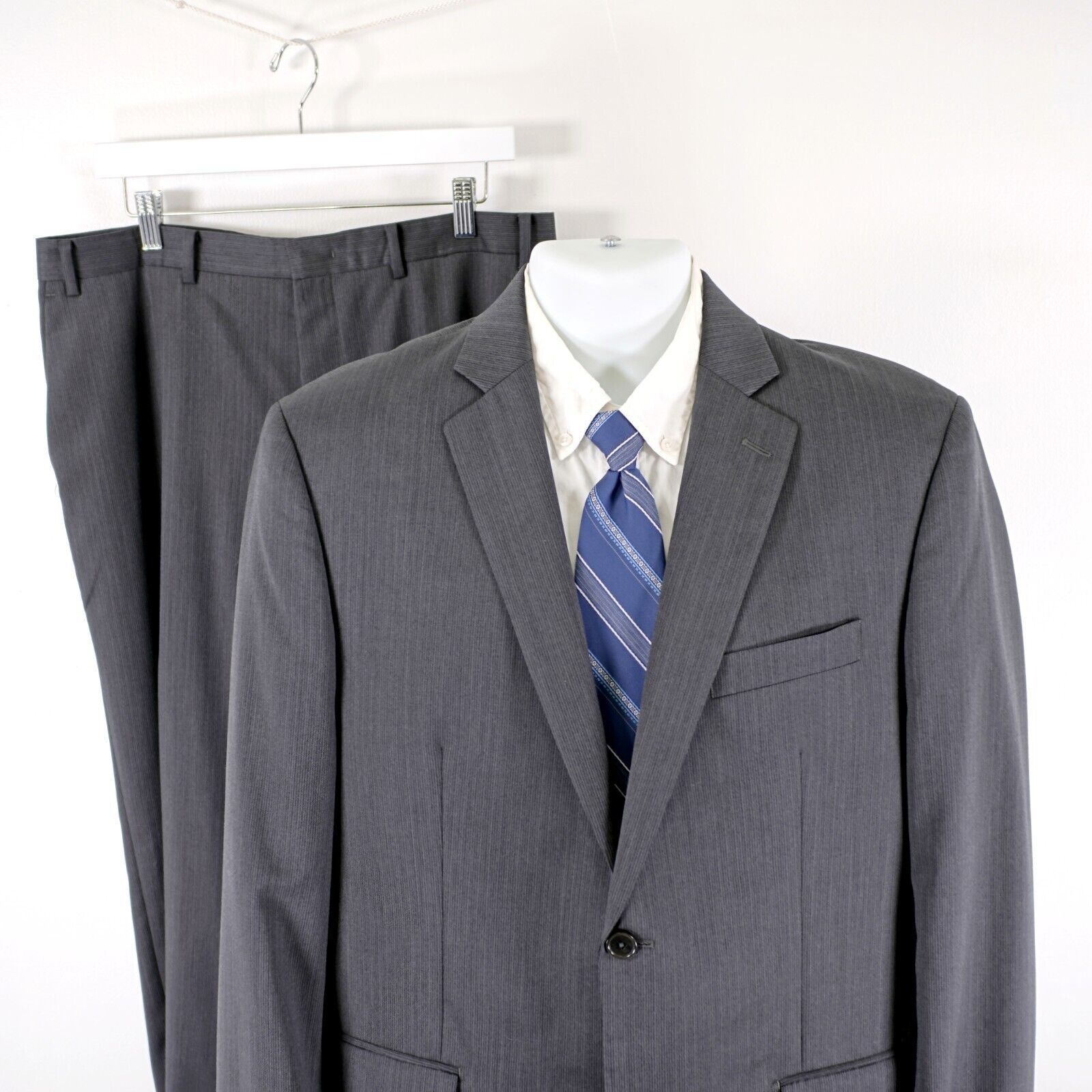 DKNY Dkny 2 Wool Gray Striped 2 Button Piece Suit 40R Or Slim 42R Size 40R - 1 Thumbnail