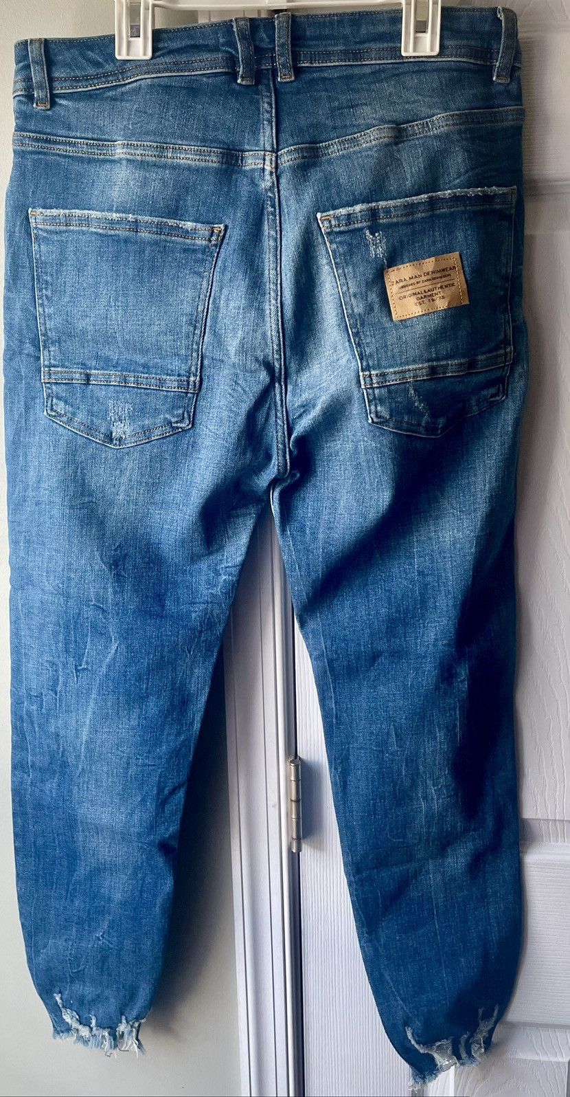 Zara Zara Distressed Denim Jeans Light Wash Slim Fit Size 32 Size US 32 / EU 48 - 7 Thumbnail