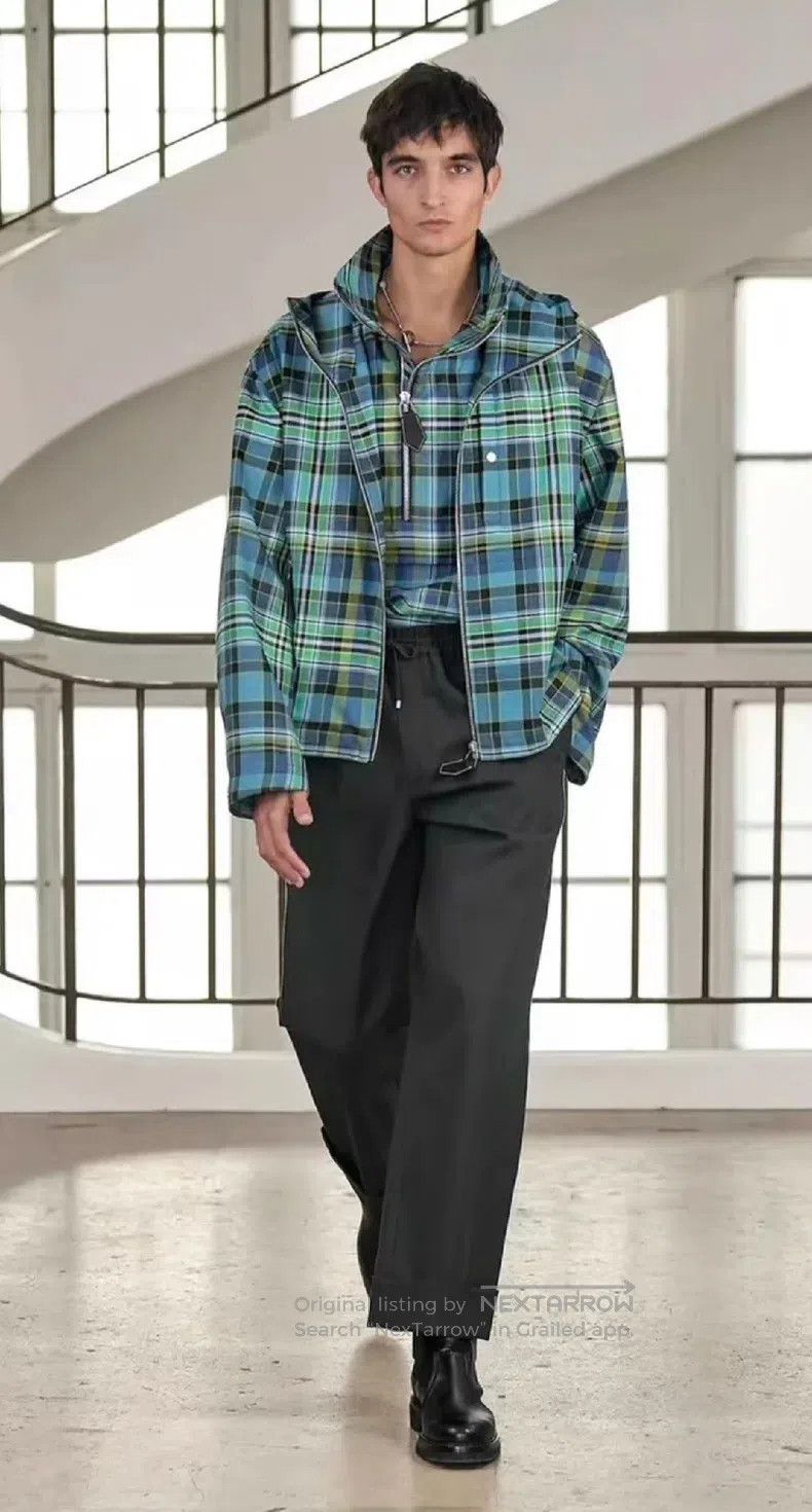 Hermes Hermes Plaid Tech Fabric Loose Fit Showpiece Windbreaker J Size US S / EU 44-46 / 1 - 1 Thumbnail