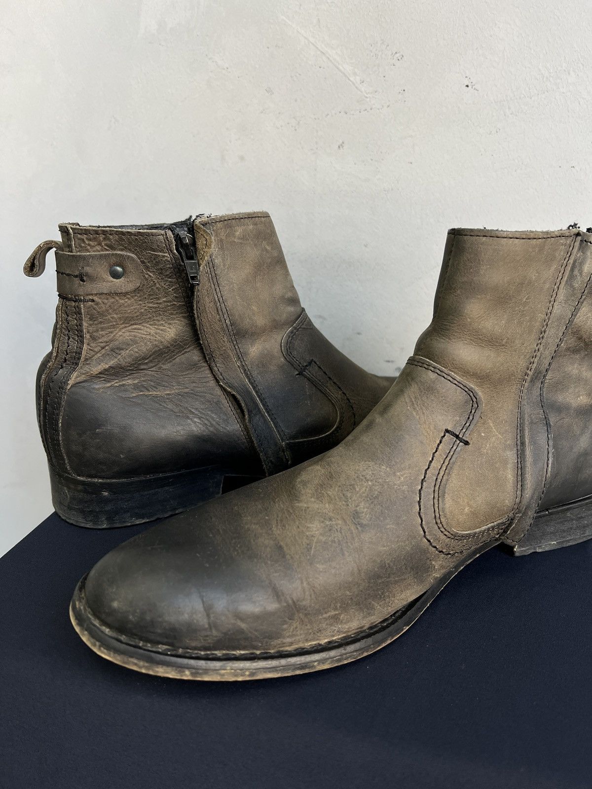 MoMA Avant garde hedi slimane style leather boots y2k archive Size US 10 / EU 43 - 9 Thumbnail