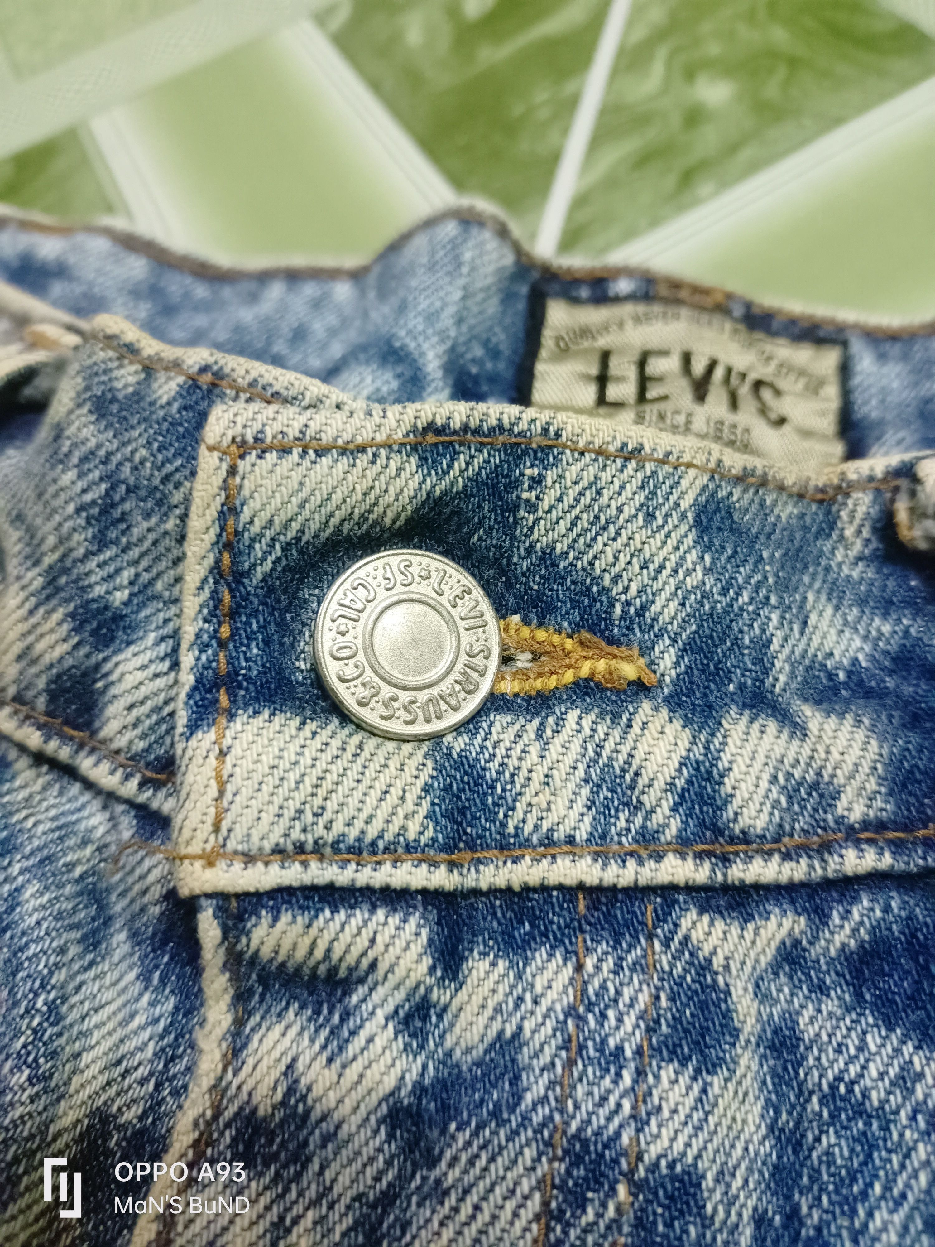 Levi's Vintage Clothing Distressed Levi's Acid Wash Size US 33 - 14 Thumbnail