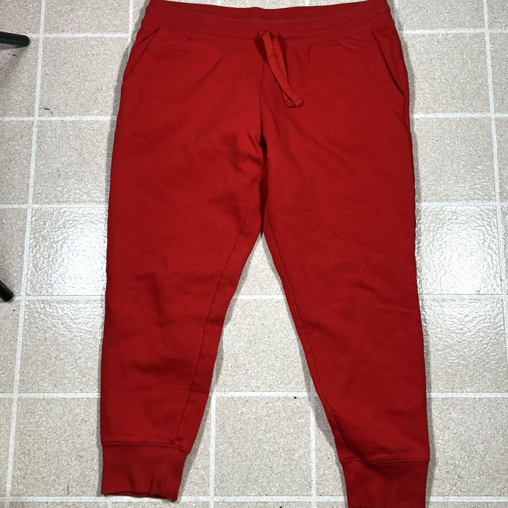 Essentials Amazon Essentials Women Jogger Sweatpants Red M Regular Size Pants Activewear Sweatpants Women’s M Red Size 32" / US 10 / IT 46 - 2 Thumbnail