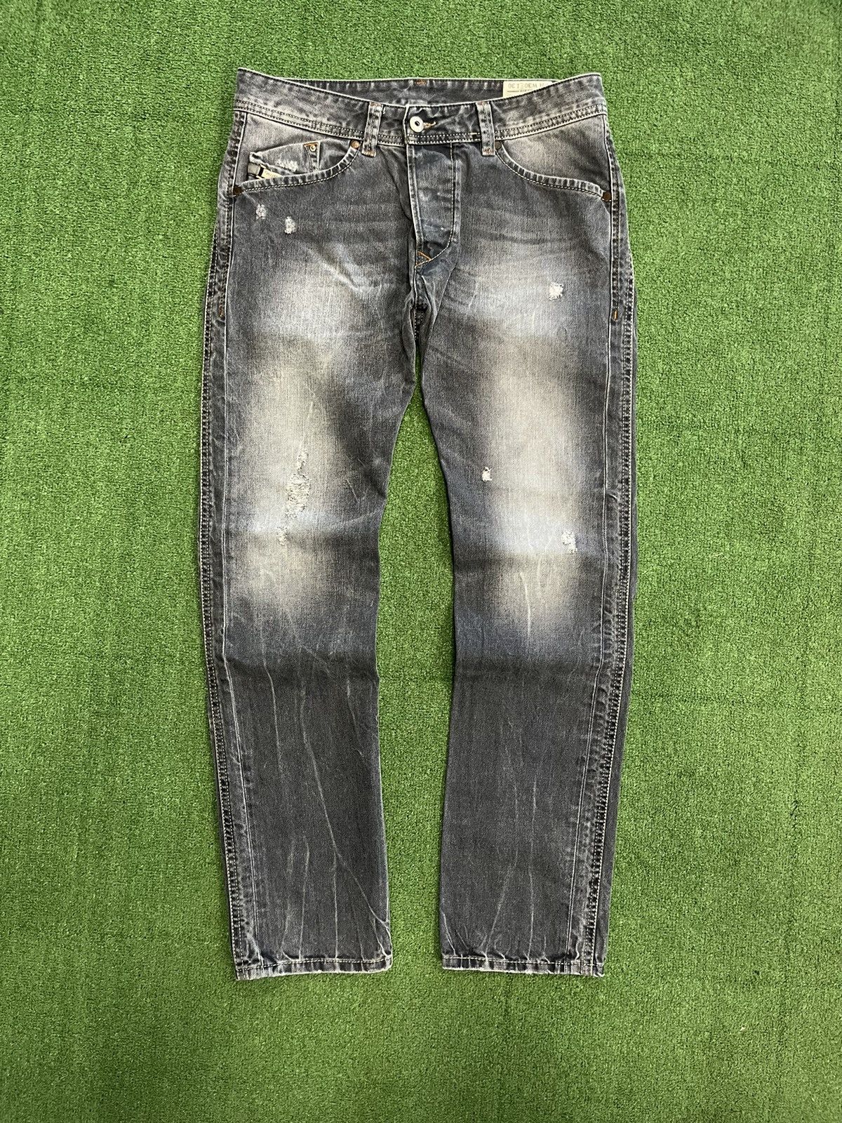 Diesel × Jean × Vintage Vintage Y2K Diesel Distressed Lighting Washed denim pants Size US 30 / EU 46 - 1 Thumbnail