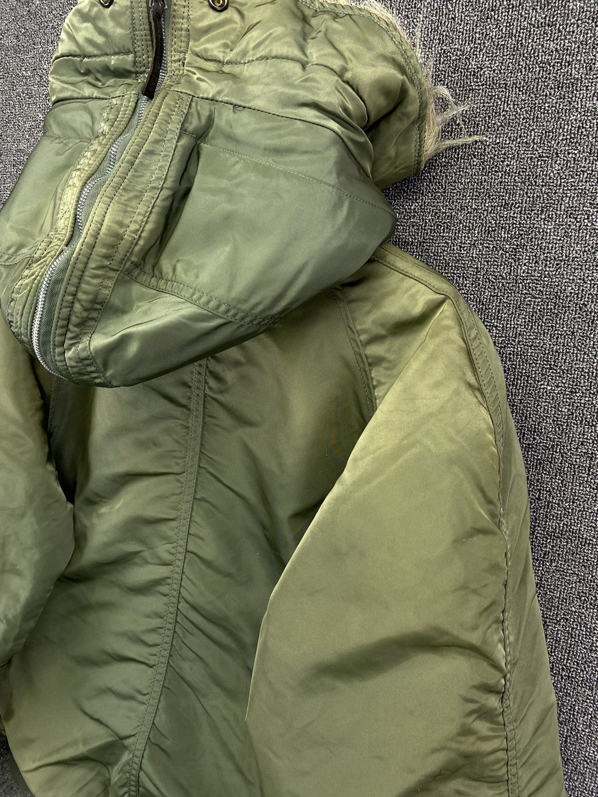 Alpha Industries Vintage Alpha Industries N-2B Attached Hood Flight Jacket Size US M / EU 48-50 / 2 - 9 Thumbnail