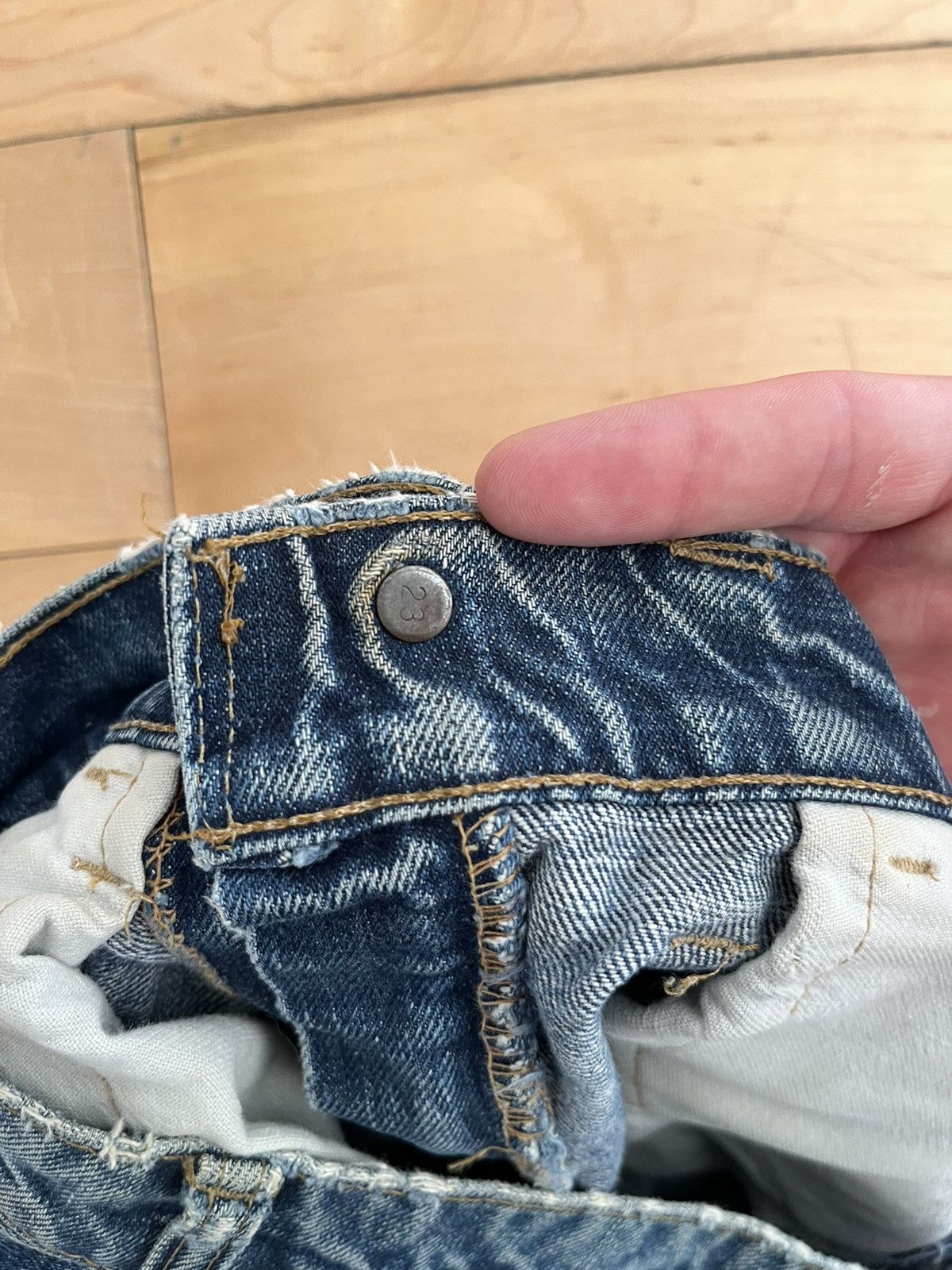 Levi's Vintage Clothing Vintage Levi's Orange tab Heavily Distressed Cut Off Short Size US 28 / EU 44 - 9 Thumbnail