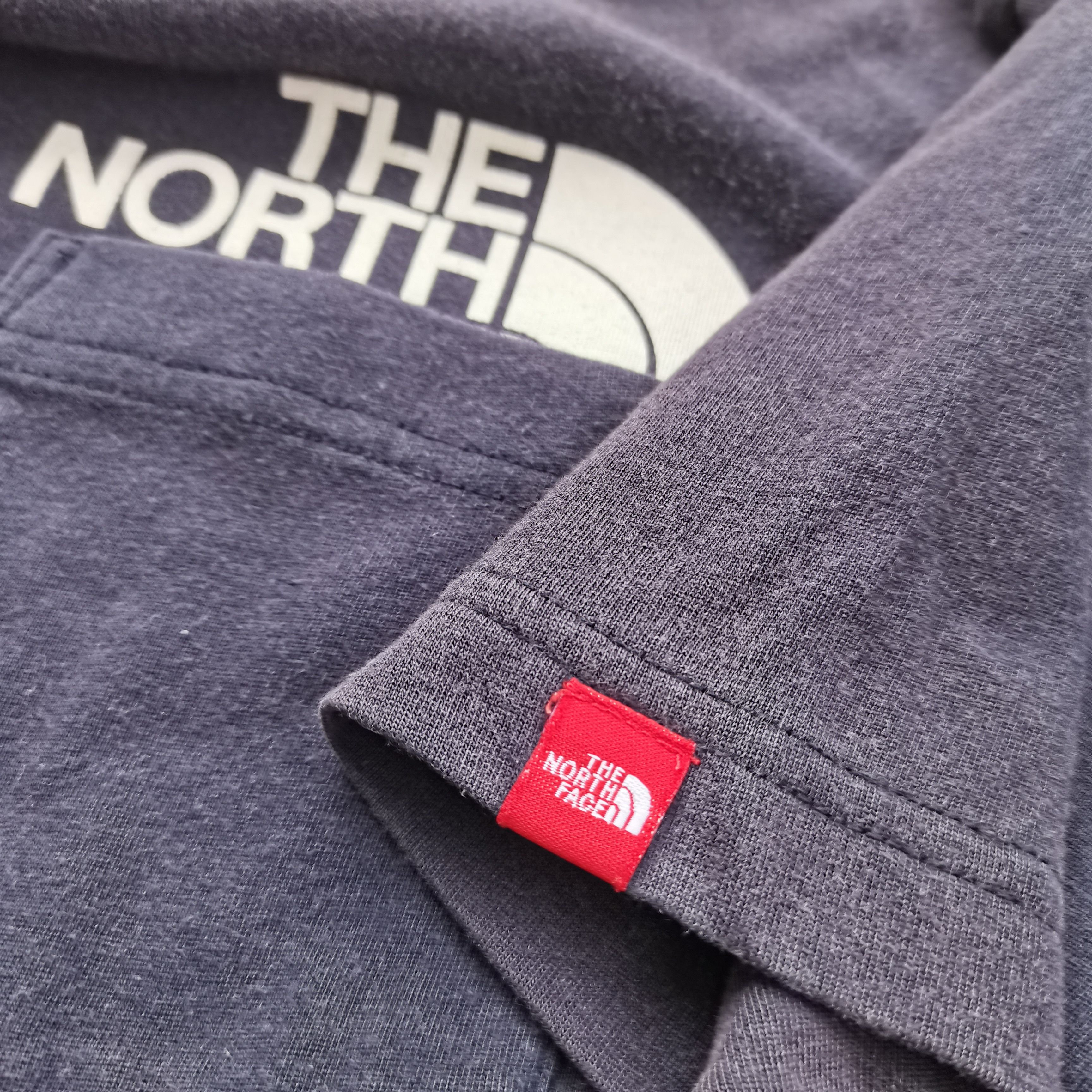 The North Face × Vintage Vintage THE NORTH FACE Single Pocket Tshirt Size US L / EU 52-54 / 3 - 7 Thumbnail