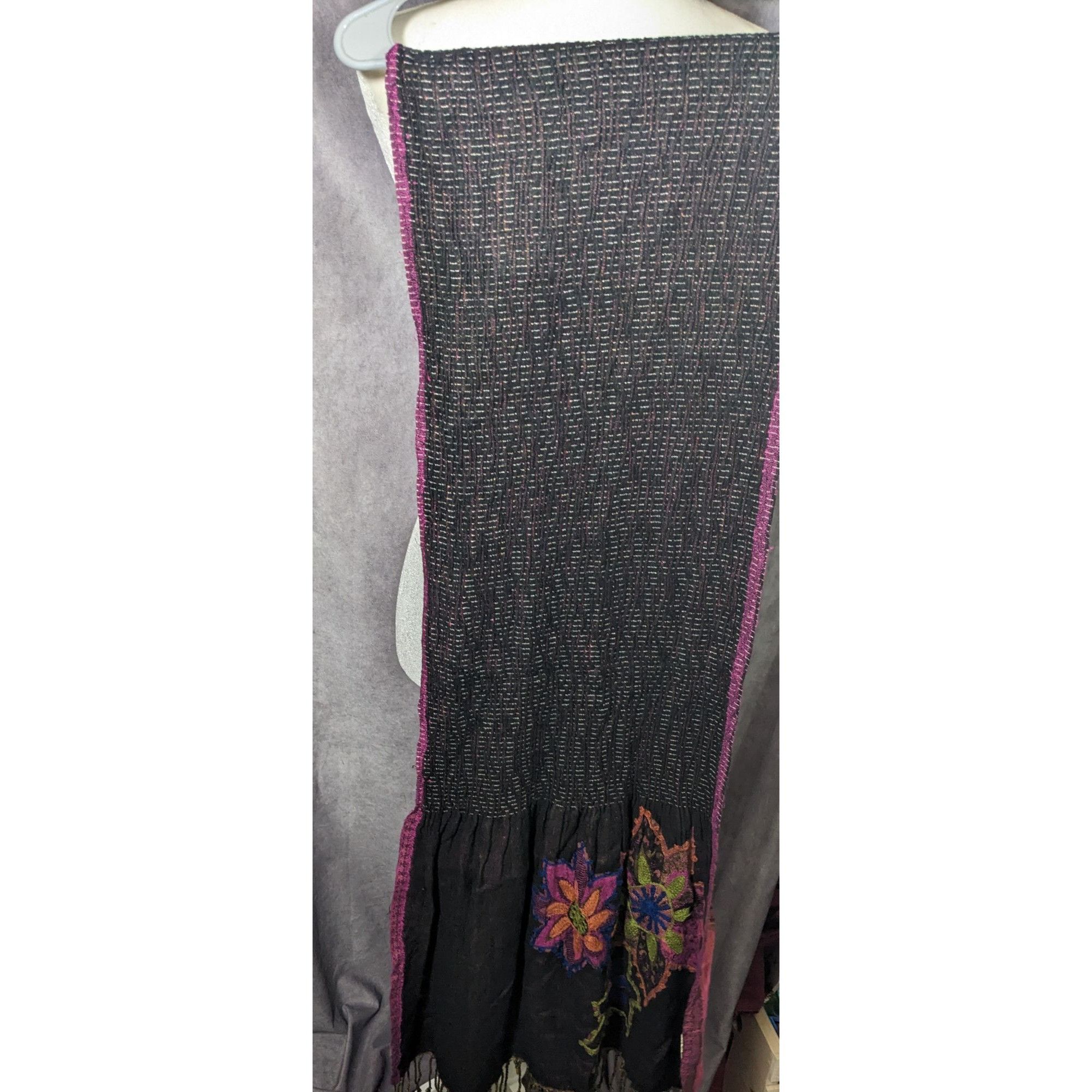 Other Vintage Bohemian Grey And Pink Floral Embroidered Scarf Size ONE SIZE - 16 Thumbnail