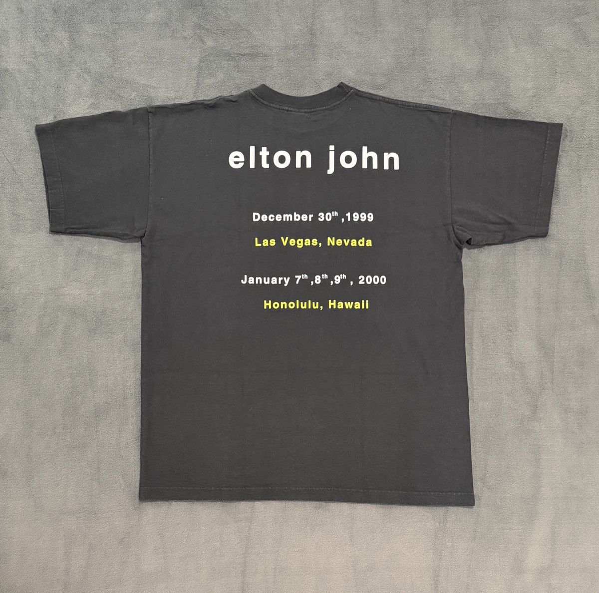 707 Vintage 1999/2000 An Evening With Elton John Tour Band Tee Size US XL / EU 56 / 4 - 8 Thumbnail