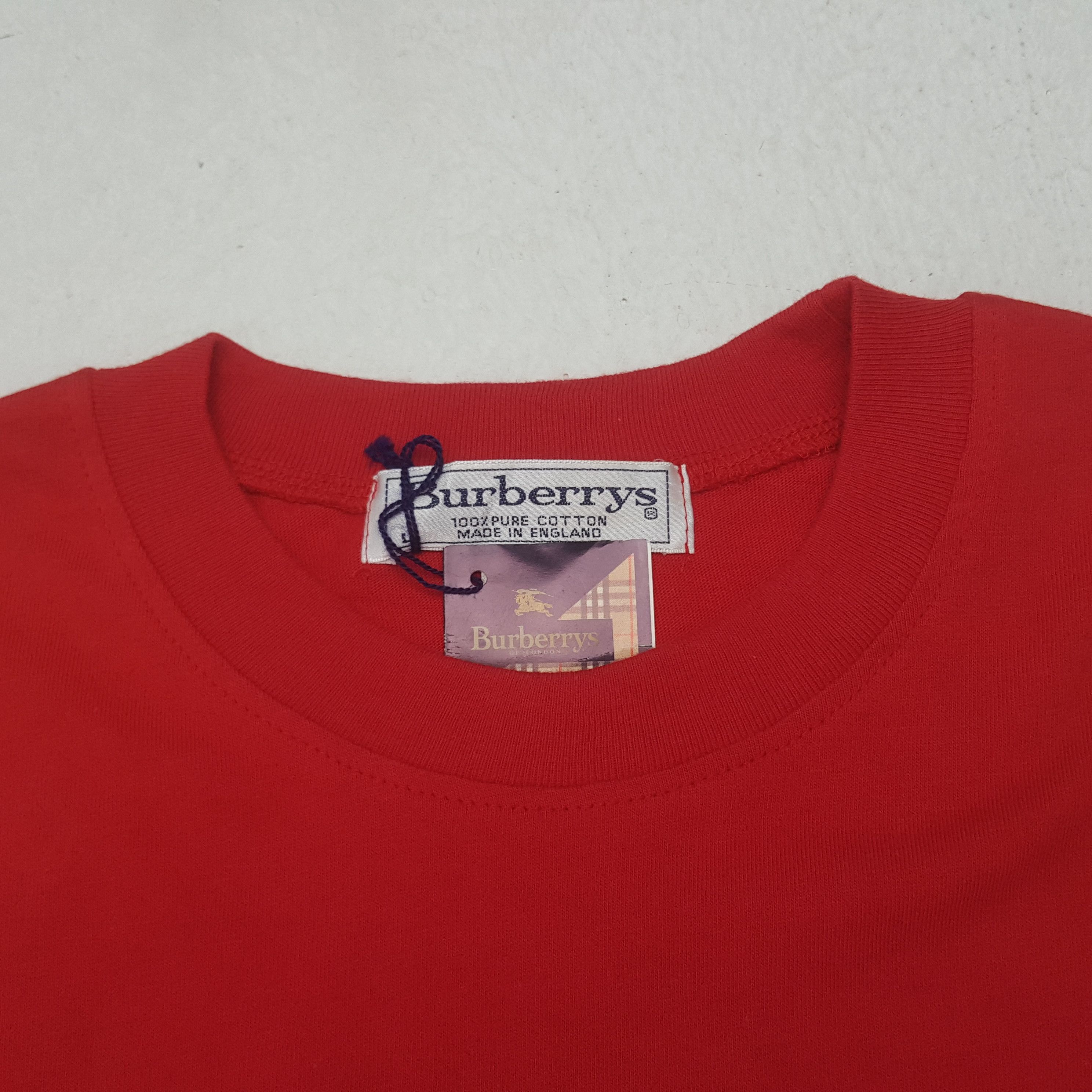 Vintage Burberry Designer Brand Embroidery Tshirt RR24