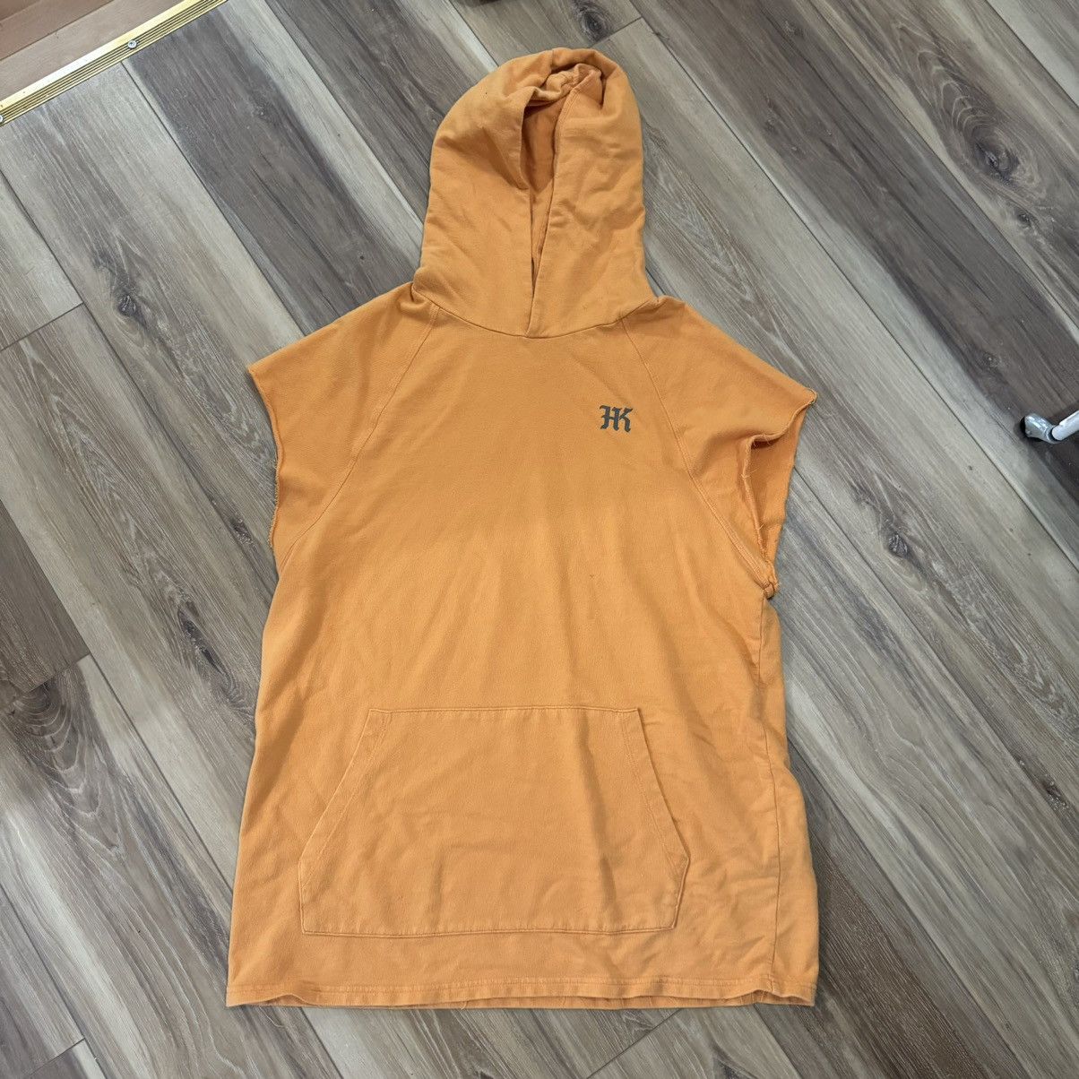 Forever 21 HKP / Forever21 Sleeveless Hooded Sweatshirt Orange Med Used Size US M / EU 48-50 / 2 - 1 Thumbnail