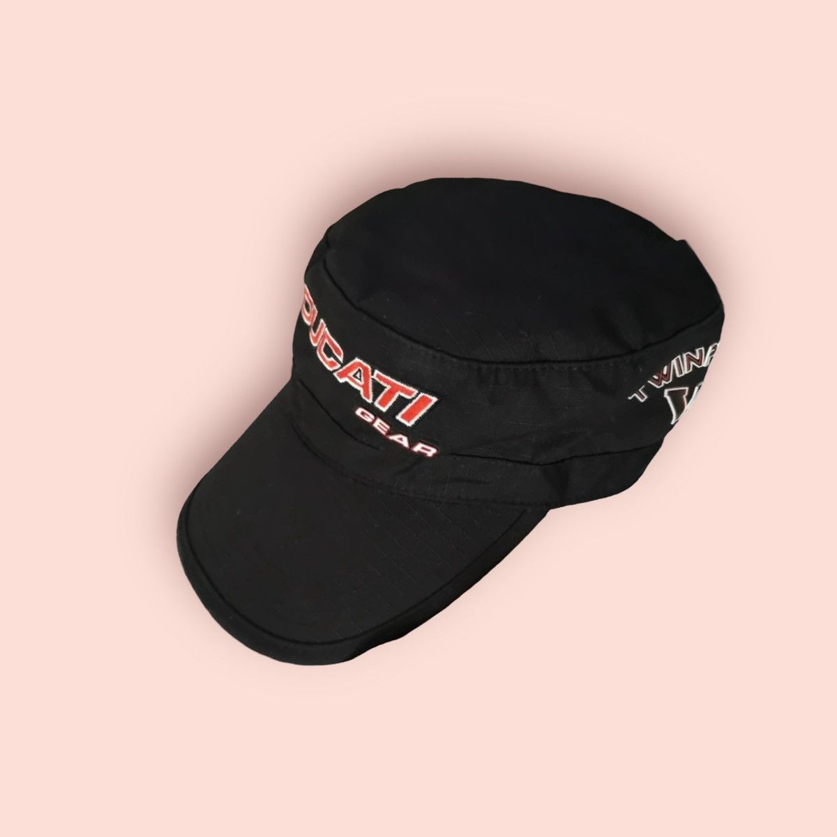 Ducati × Gear for Sports VINTAGE DUCATI GEAR TWINPULSE V4 PROMO COMBAT HAT Size ONE SIZE - 6 Thumbnail