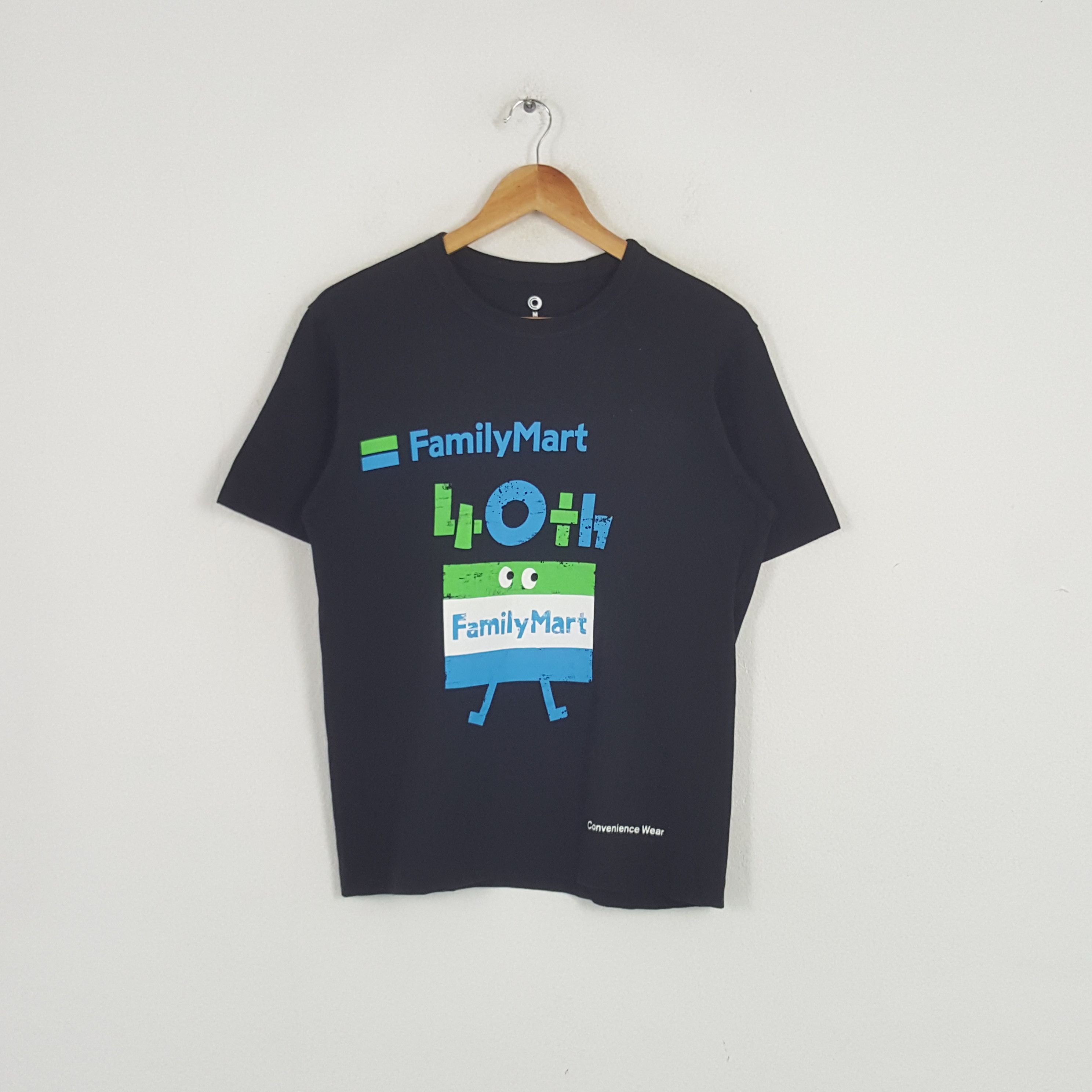 Japanese Brand × Vintage Vintage Family Mart Japanese Brand Staff Tshirt Size US M / EU 48-50 / 2 - 1 Thumbnail