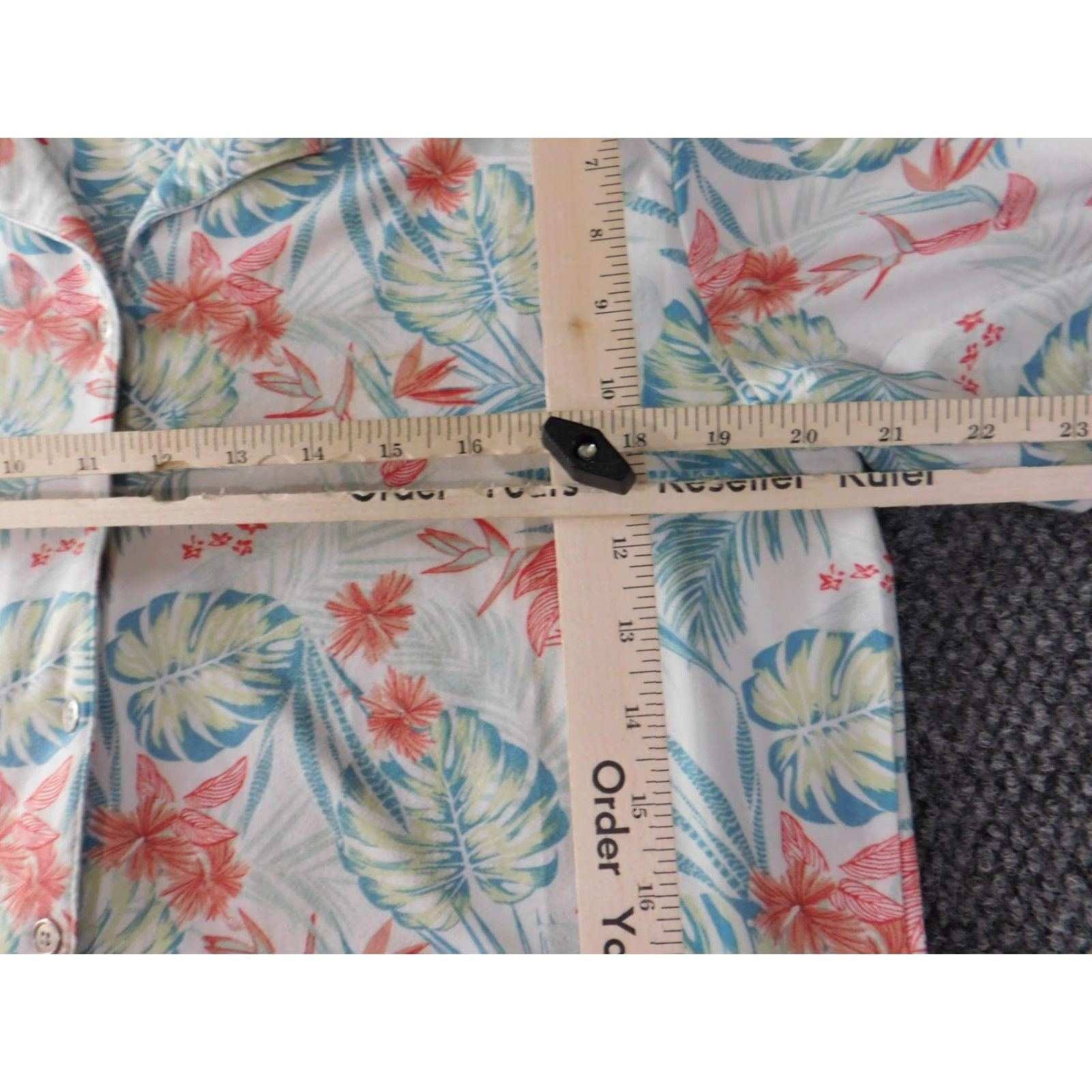 Vintage Ink + Ivy Womens Button-Up Shirt L Blue Floral Short Sleeve Collared Knit Polyester Spandex Stretch Casual Vintage? No (Vintage: No). Size L / US 10 / IT 46 - 7 Thumbnail