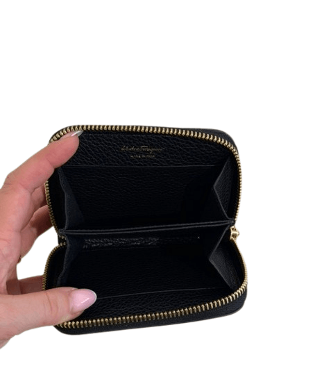 Salvatore Ferragamo o1s1rm0526 Size : OS / Wallet in Black Size ONE SIZE - 2 Thumbnail