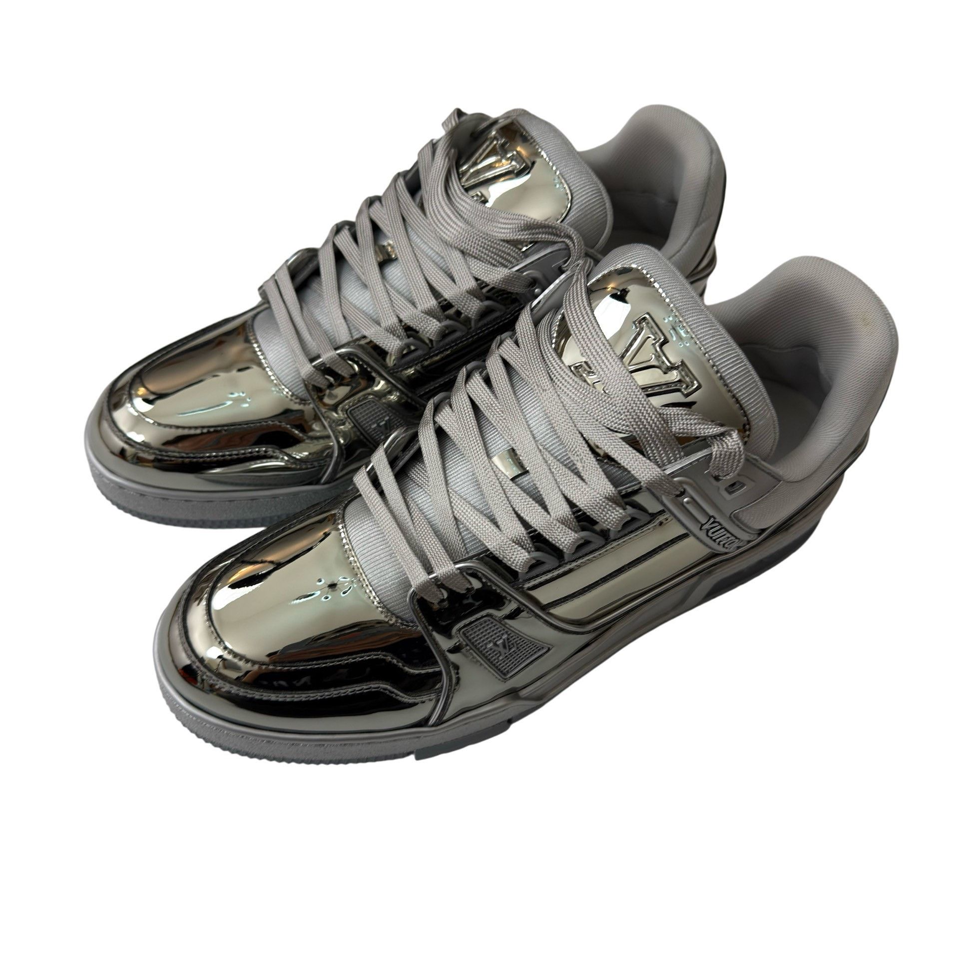 Louis Vuitton Louis Vuitton Training Silver Lowtop Sneakers 10 Men Size US 10 / EU 43 - 1 Thumbnail