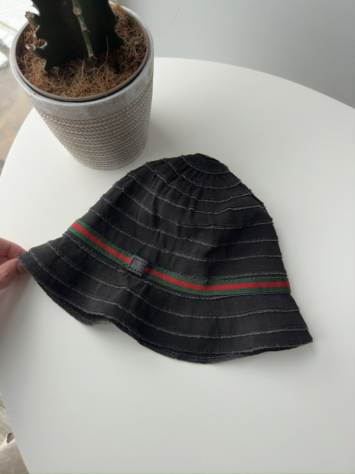 Gucci Gucci Web Stripe Bucket Hat Size ONE SIZE - 1 Thumbnail