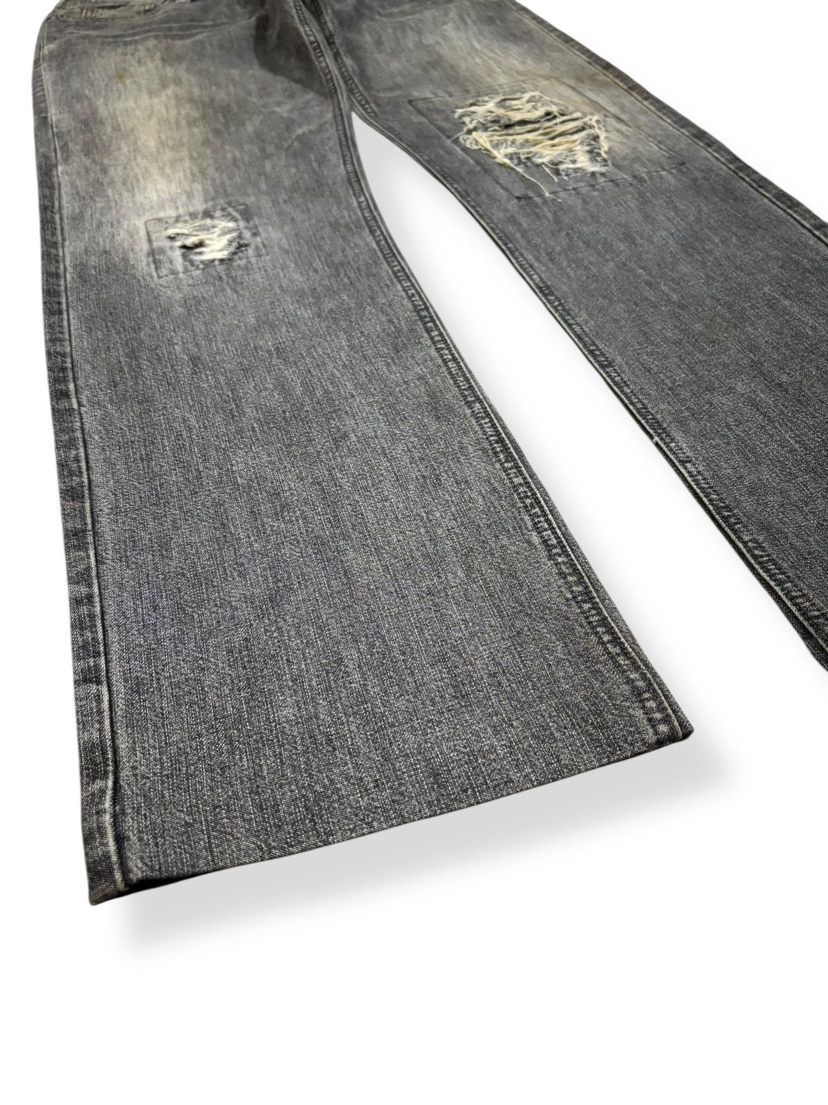 Japanese Brand Japanese Brand TMT Big Holiday Patchwork Distressed Jeans Size US 33 - 8 Thumbnail